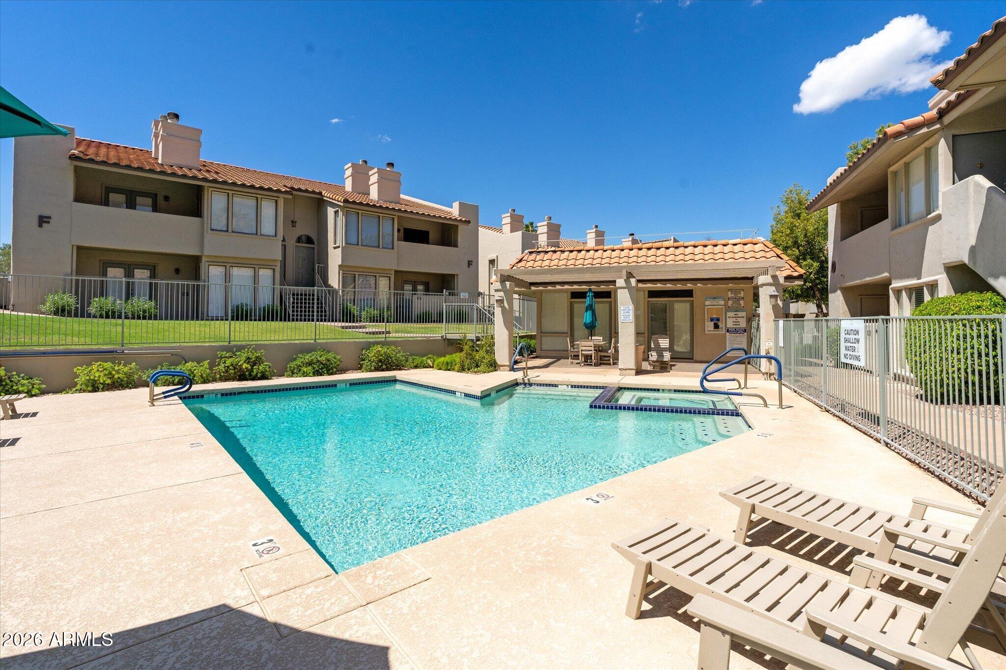 MOUNTAIN PARK CONDOMINIUMS UNIT 111-128 211-228 - Residential