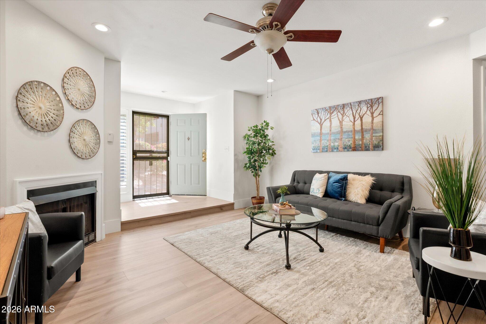 MOUNTAIN PARK CONDOMINIUMS UNIT 111-128 211-228 - Residential