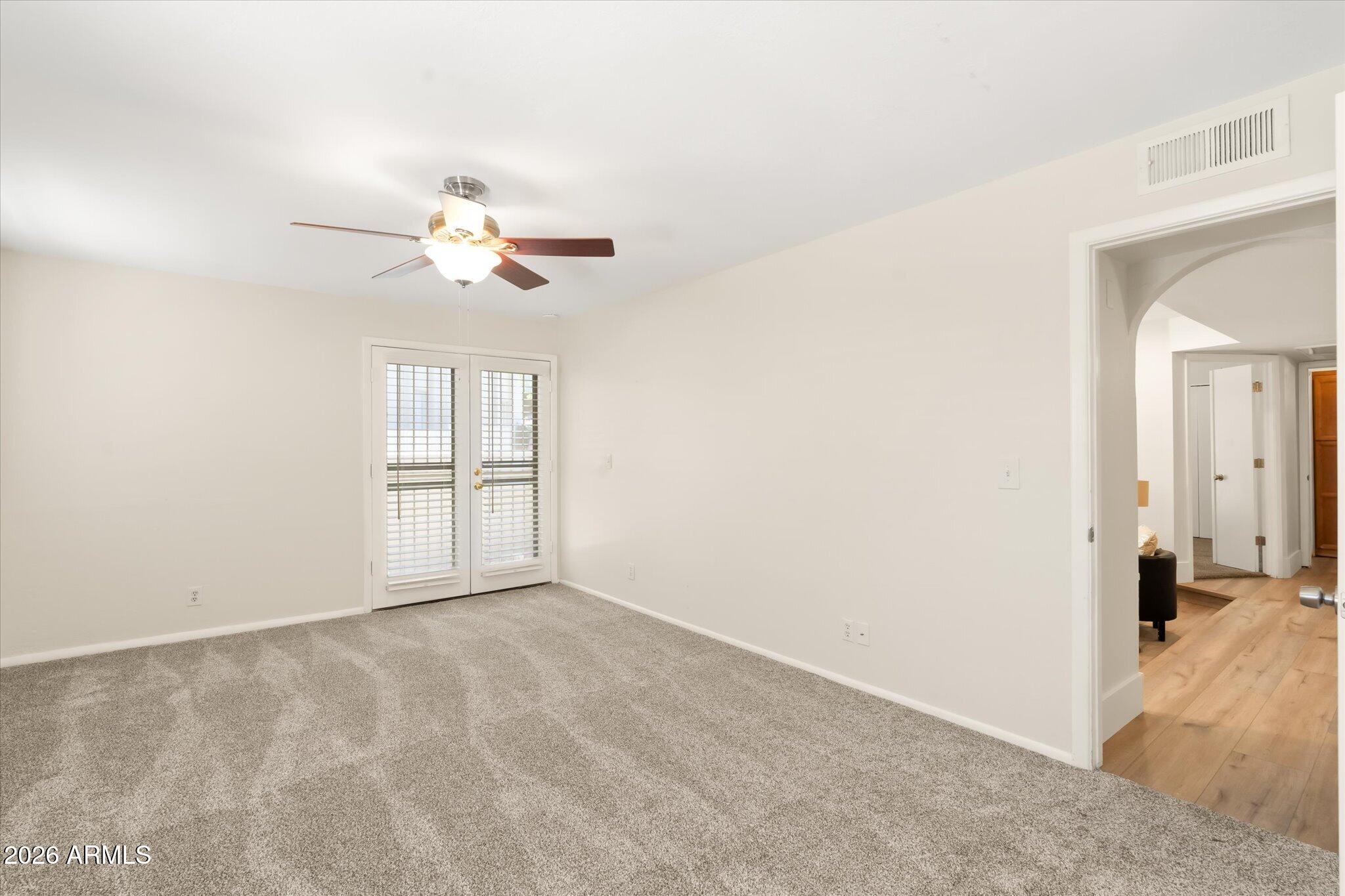 MOUNTAIN PARK CONDOMINIUMS UNIT 111-128 211-228 - Residential