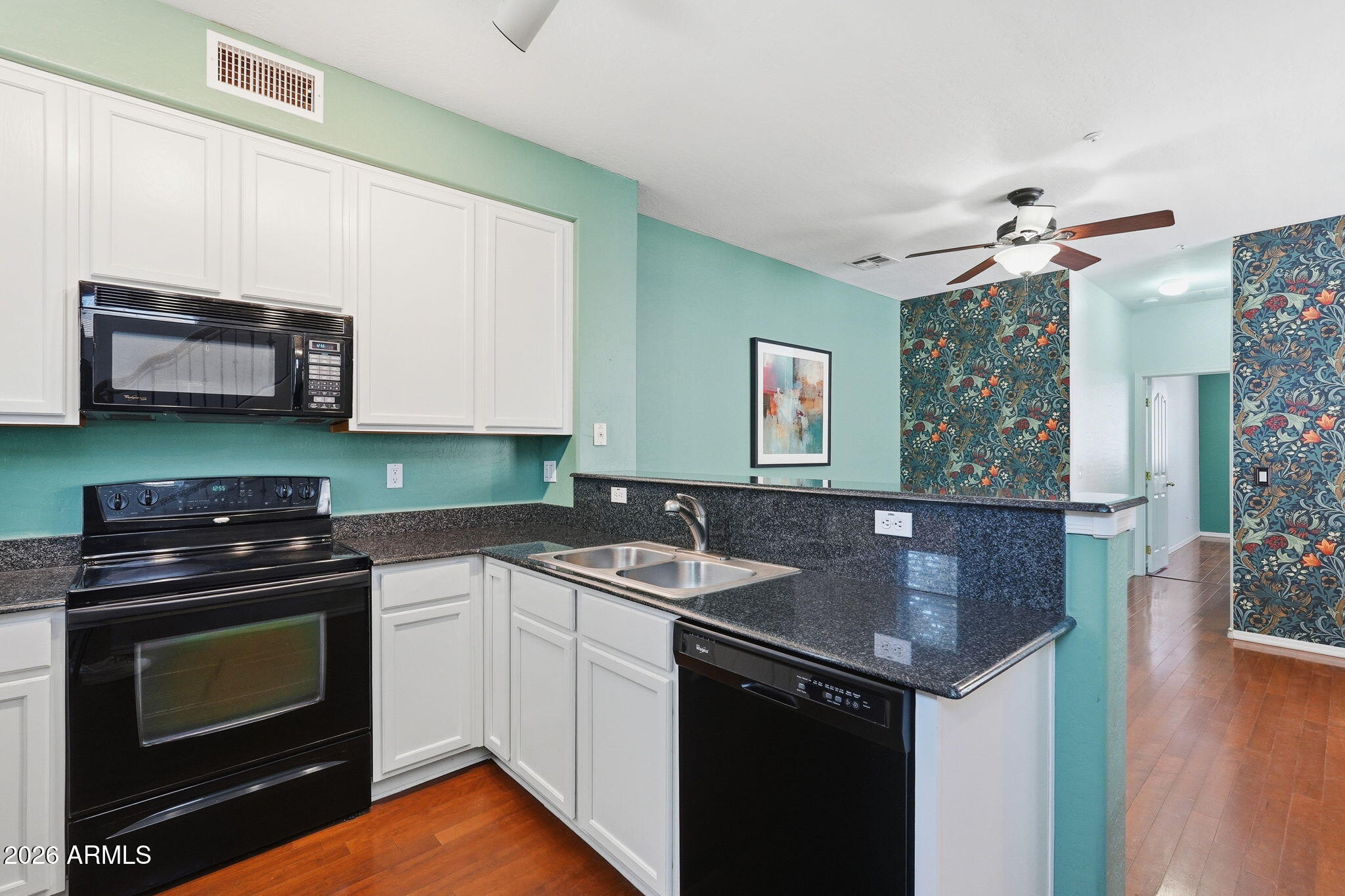 ARBOR WALK AMD - Residential