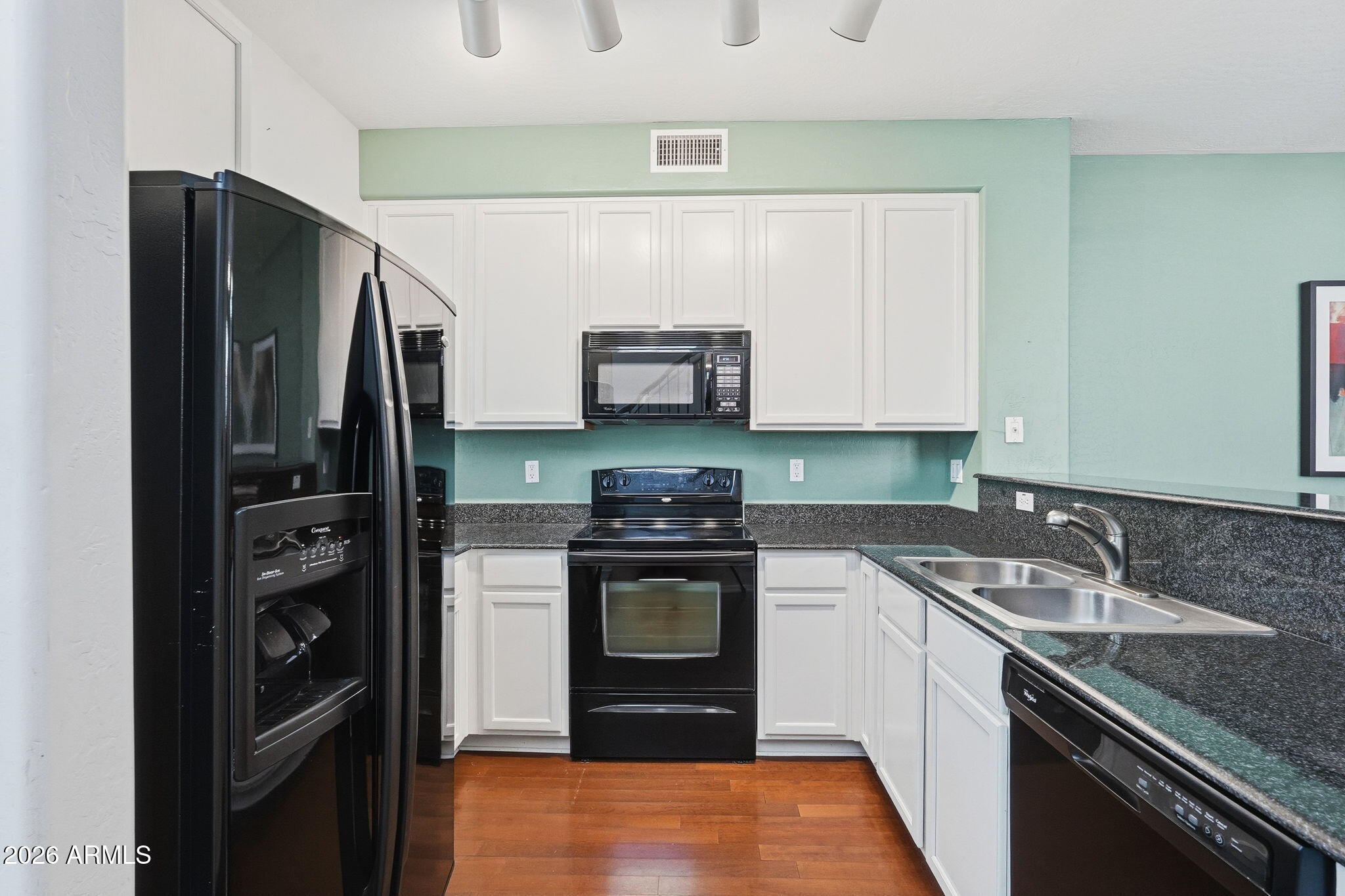 ARBOR WALK AMD - Residential