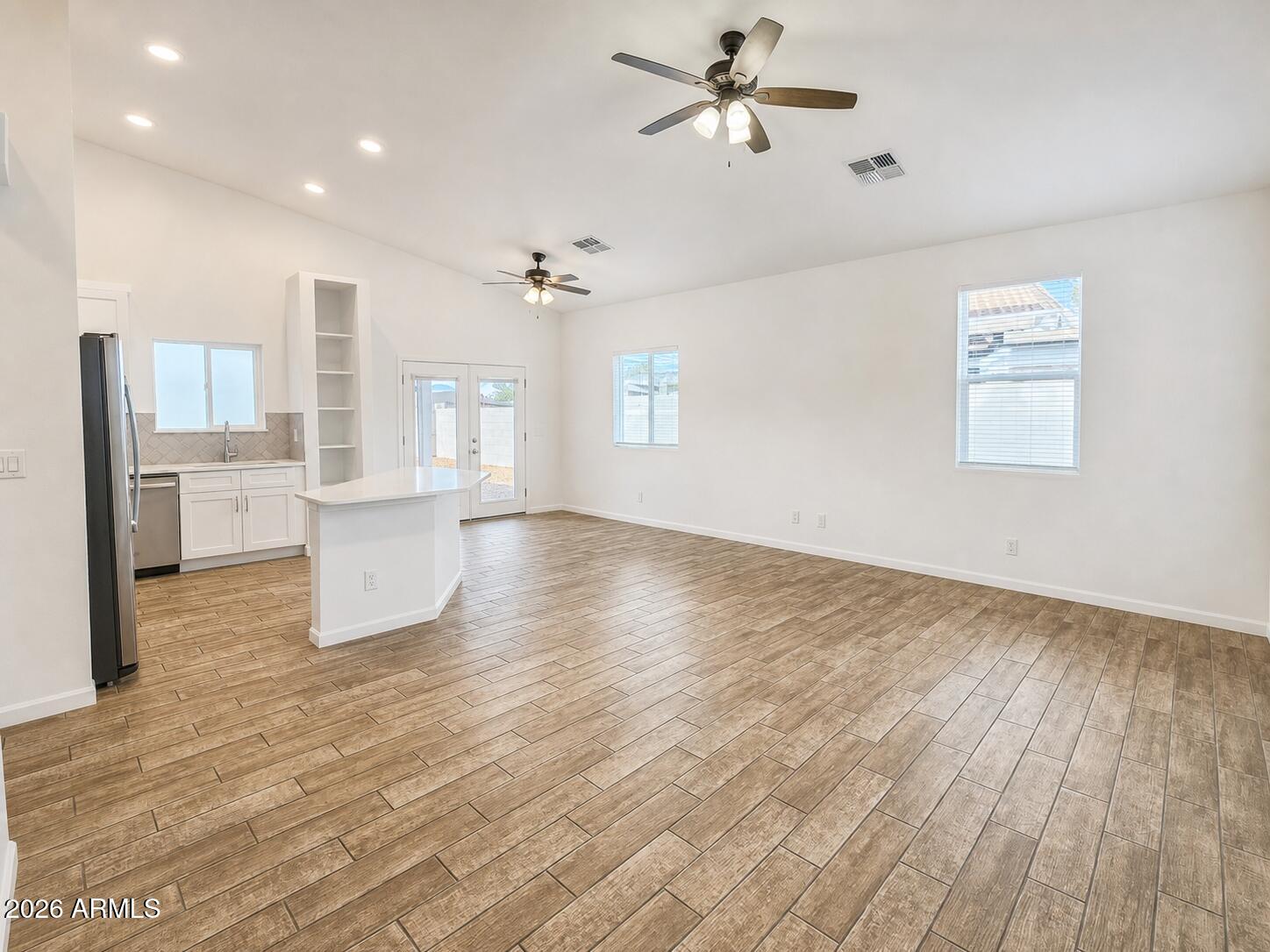 EASTLAND PARK - Residential