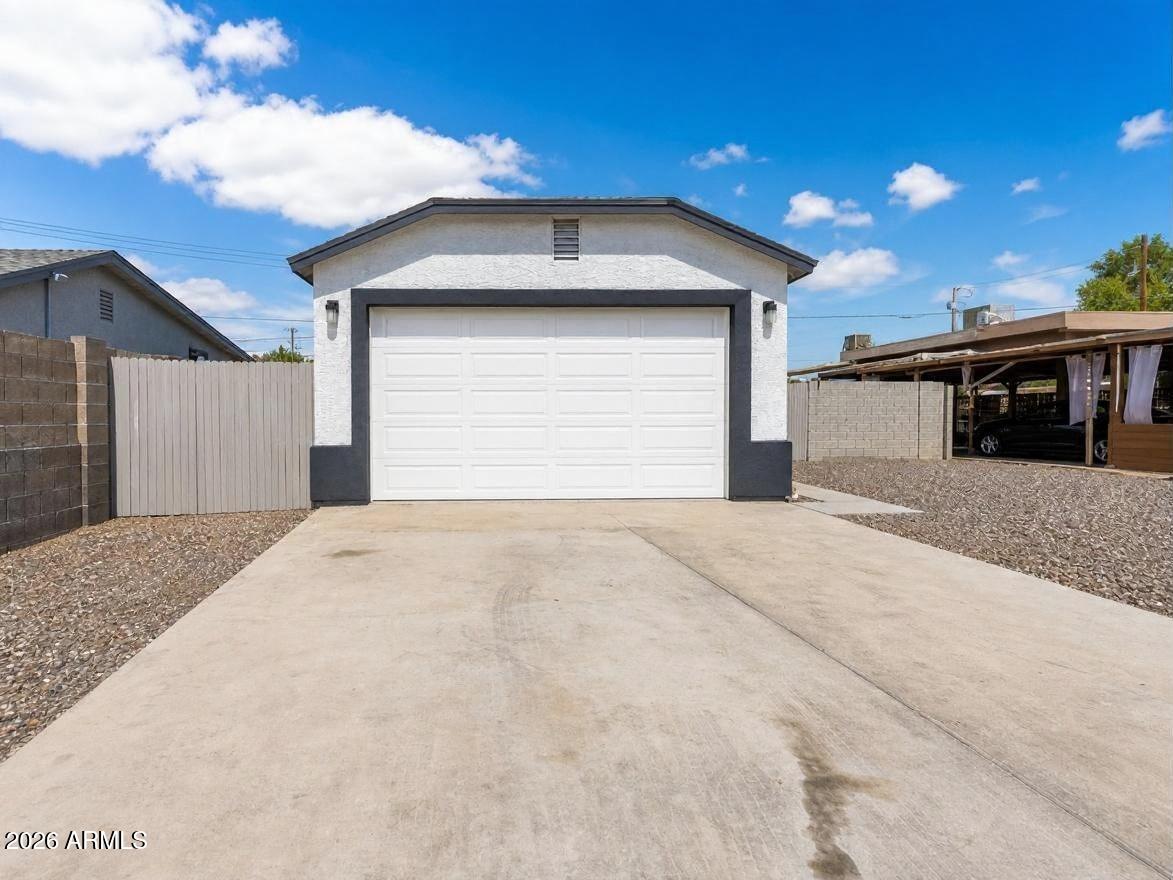 EASTLAND PARK - Residential