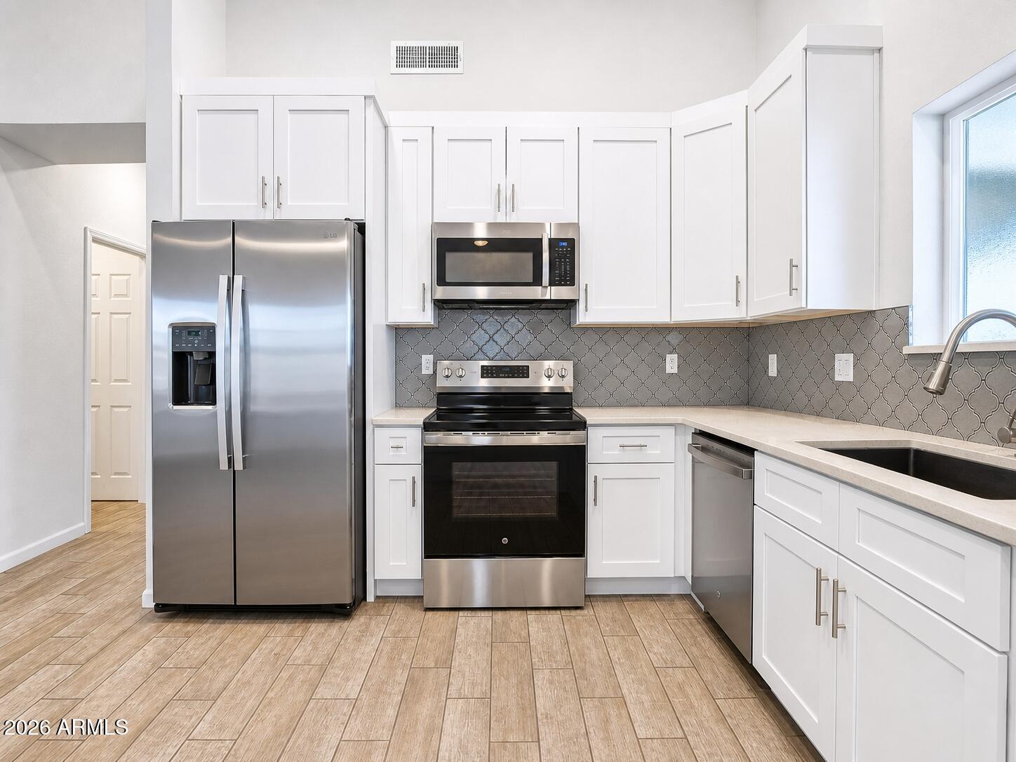 EASTLAND PARK - Residential