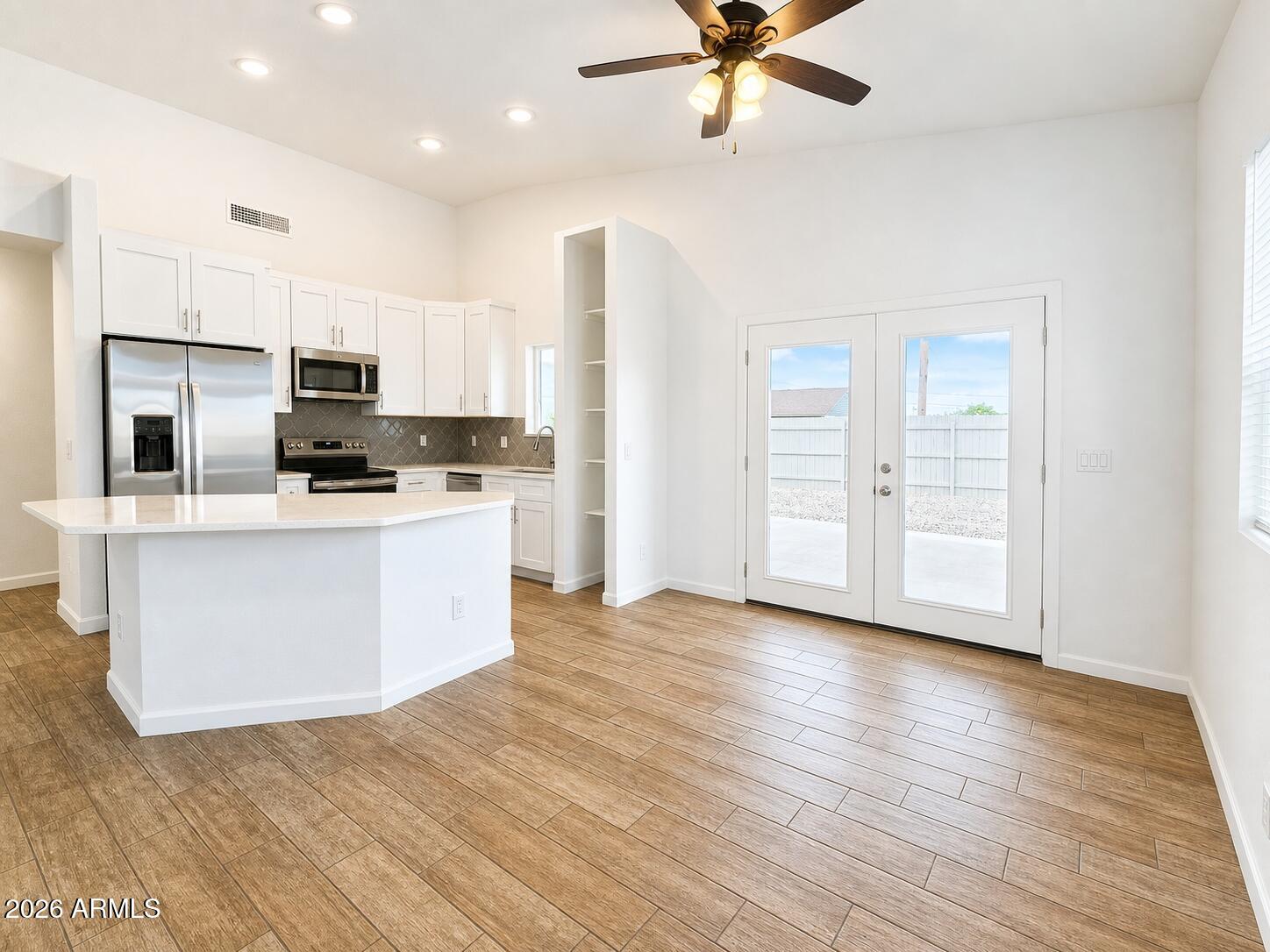 EASTLAND PARK - Residential