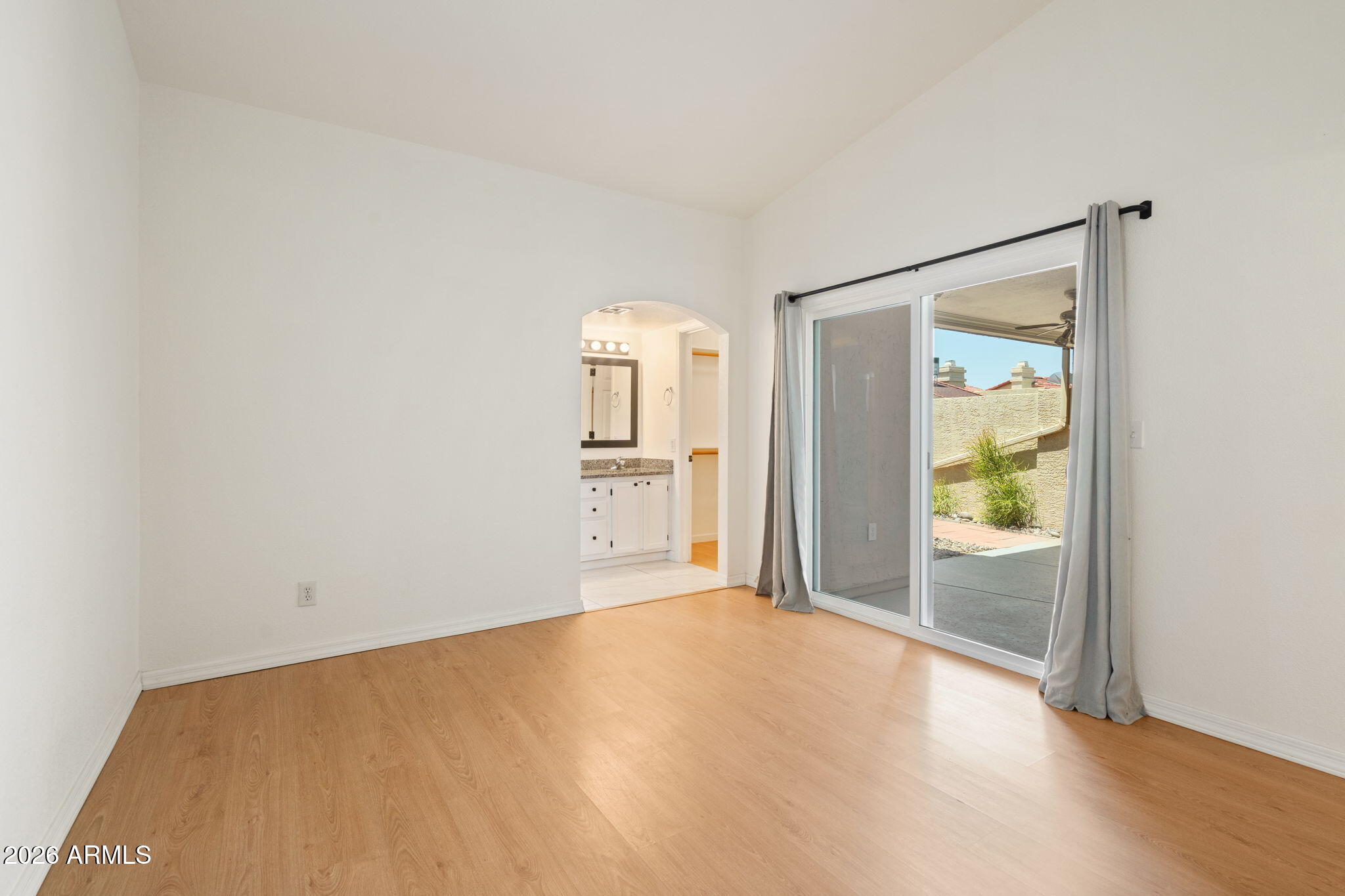 VILLAS VALENCIA - Residential