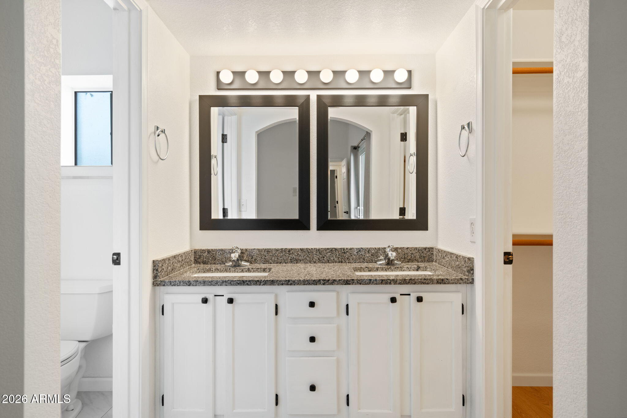 VILLAS VALENCIA - Residential