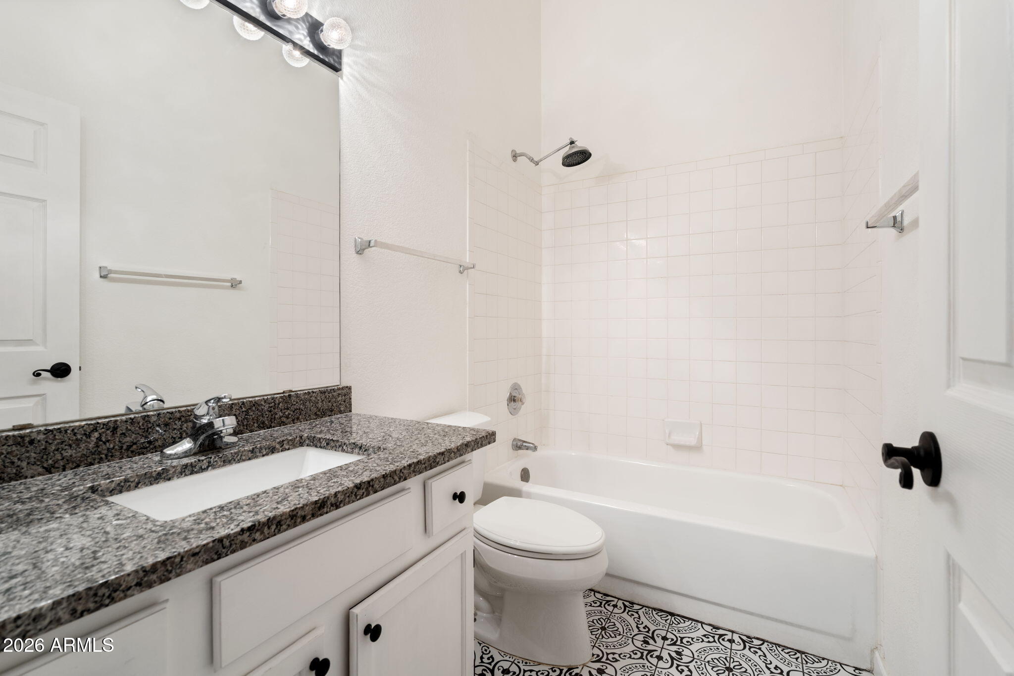 VILLAS VALENCIA - Residential