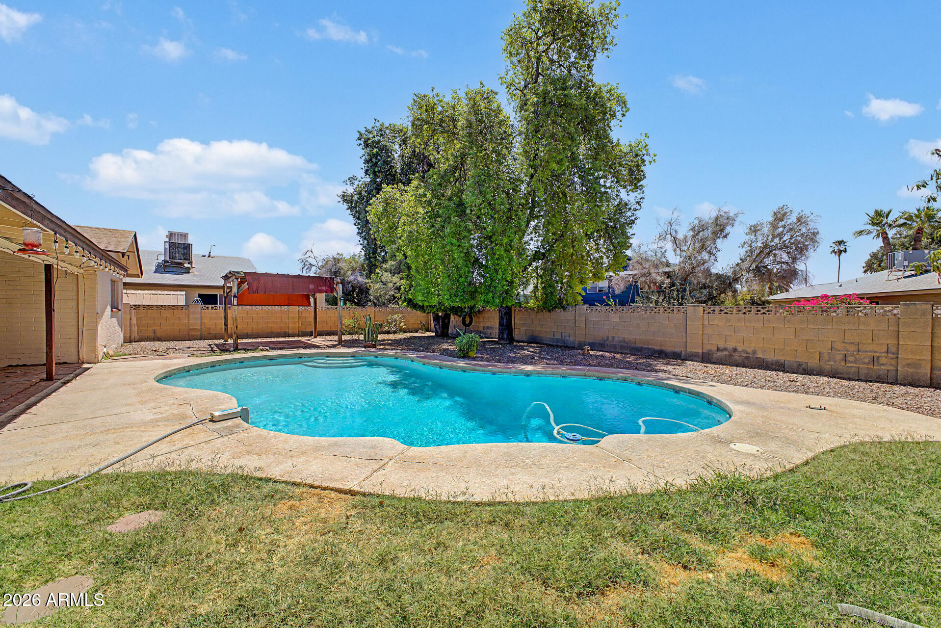 PALM LANE VILLAGE - Residential