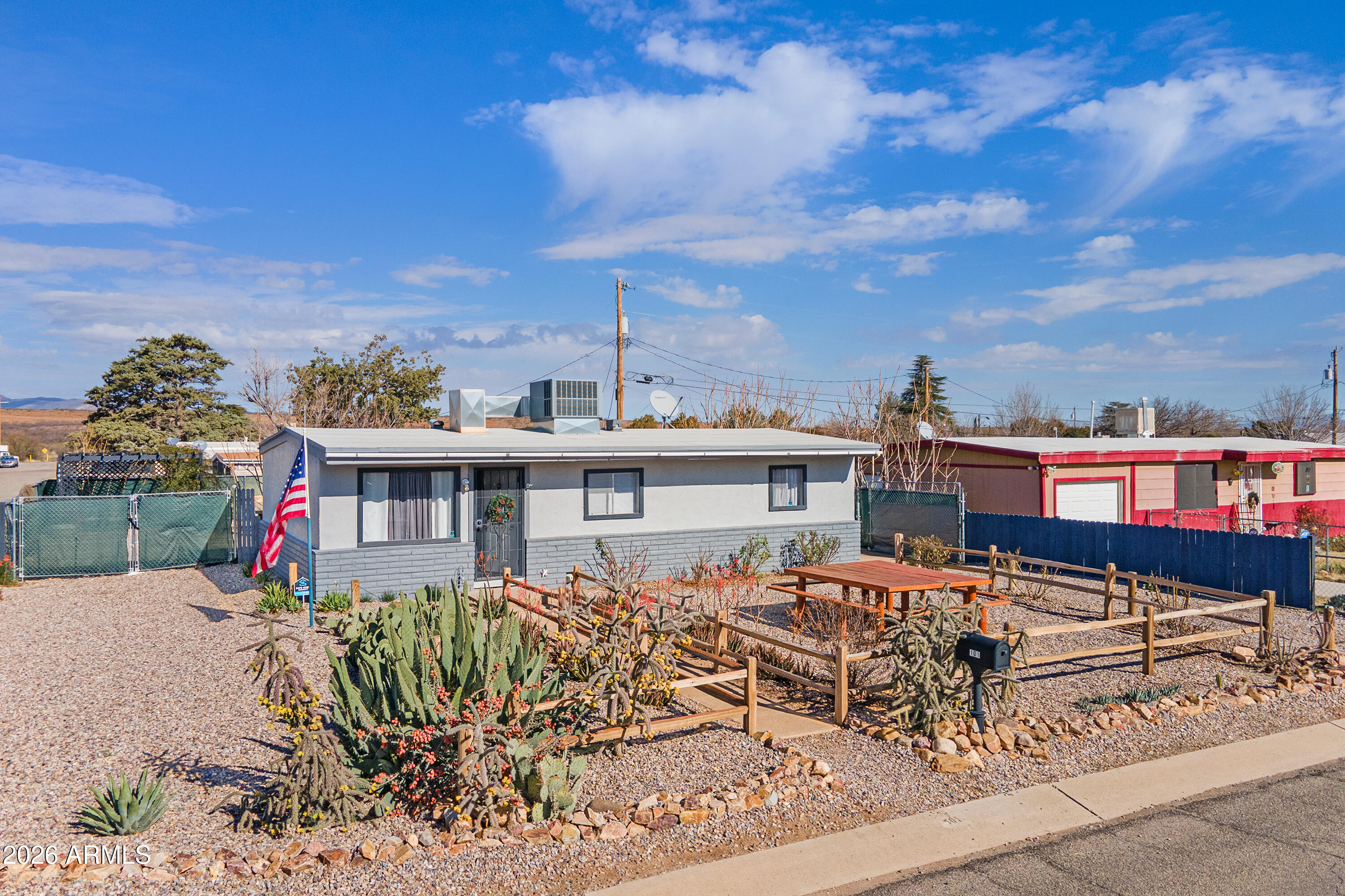 HUACHUCA VISTA - Residential
