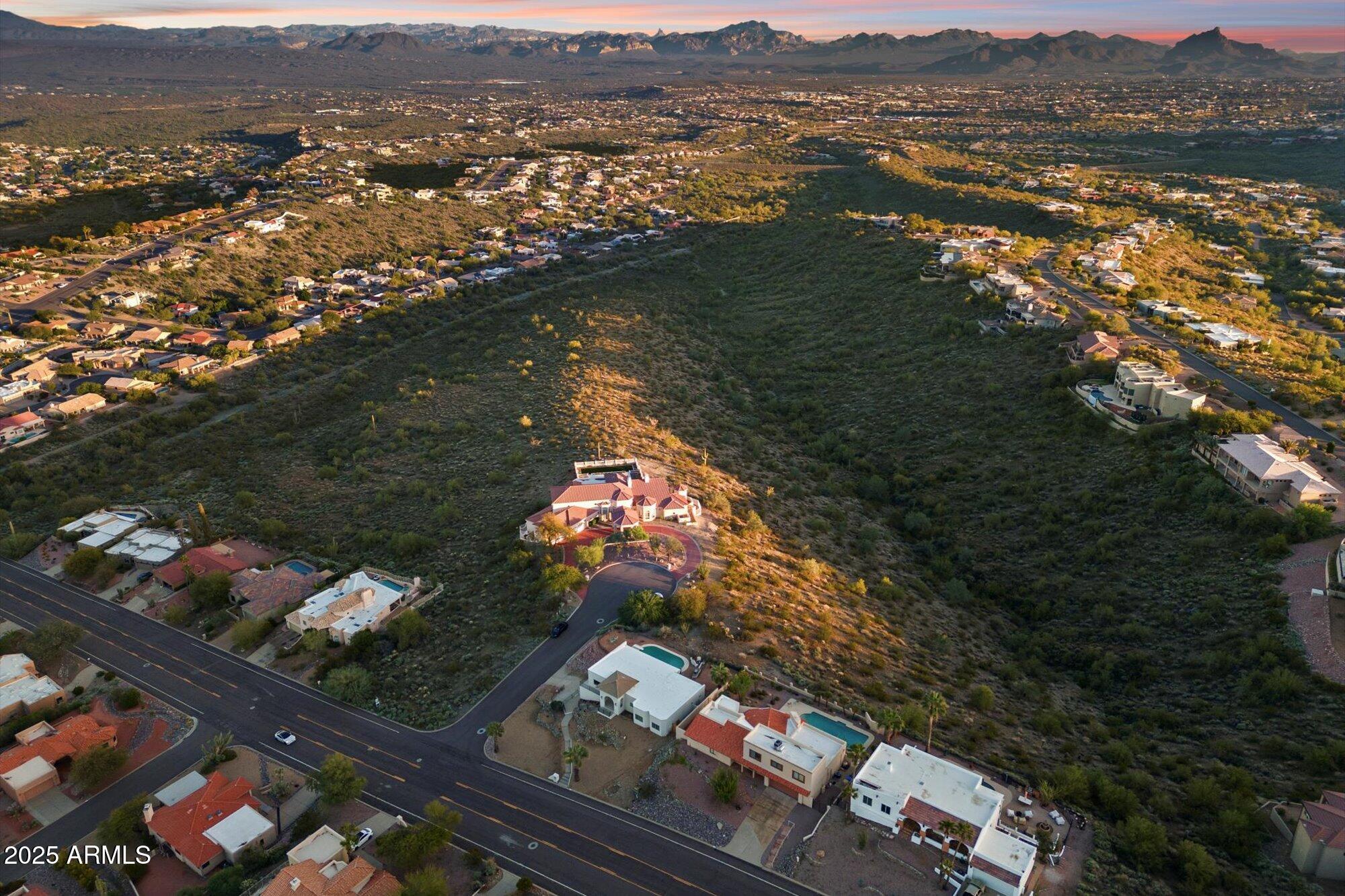 FOUNTAIN HILLS ARIZONA NO. 506-C BLOCK 2 LOTS 10 T - Residential
