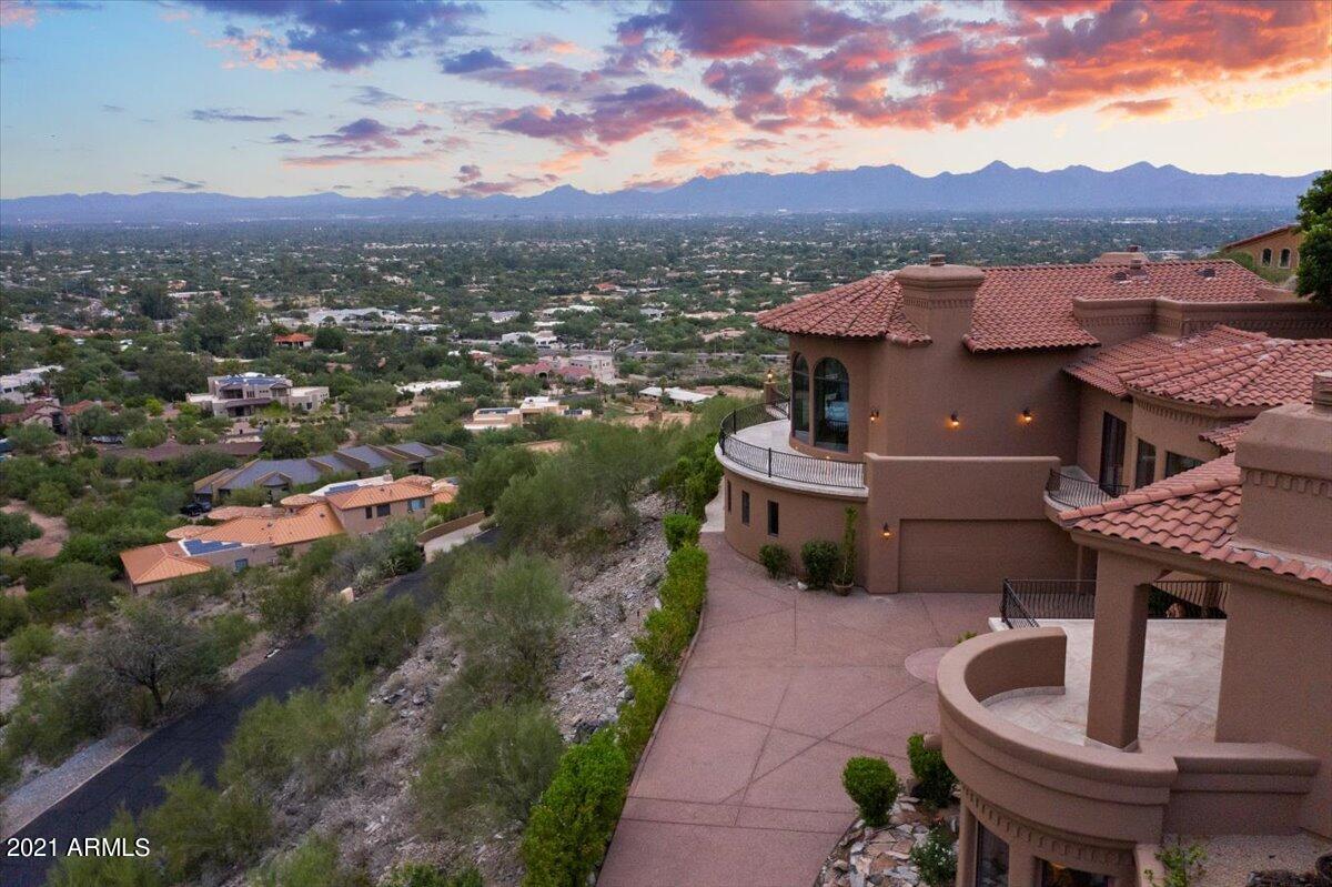 SUNSET HILLS 3 - Residential