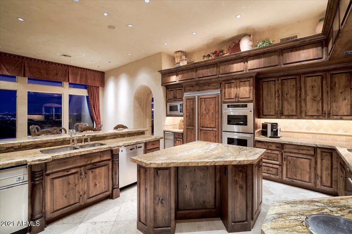 SUNSET HILLS 3 - Residential