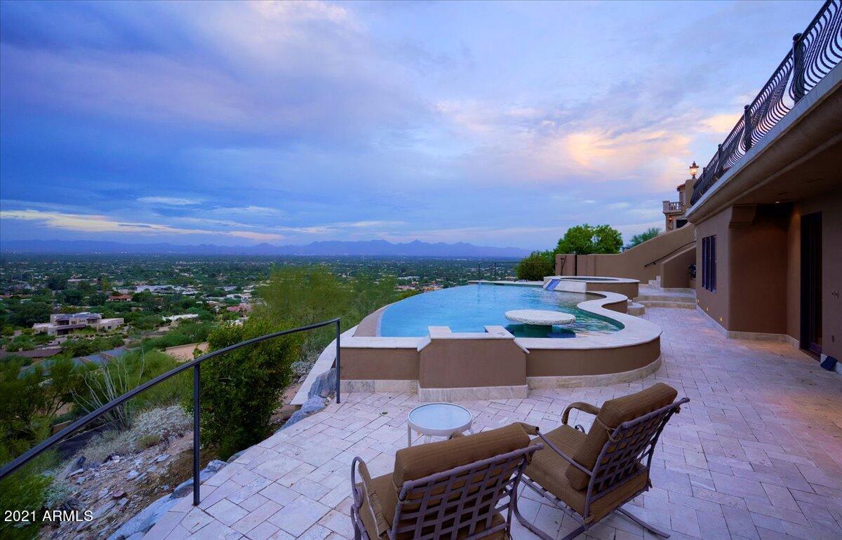 SUNSET HILLS 3 - Residential