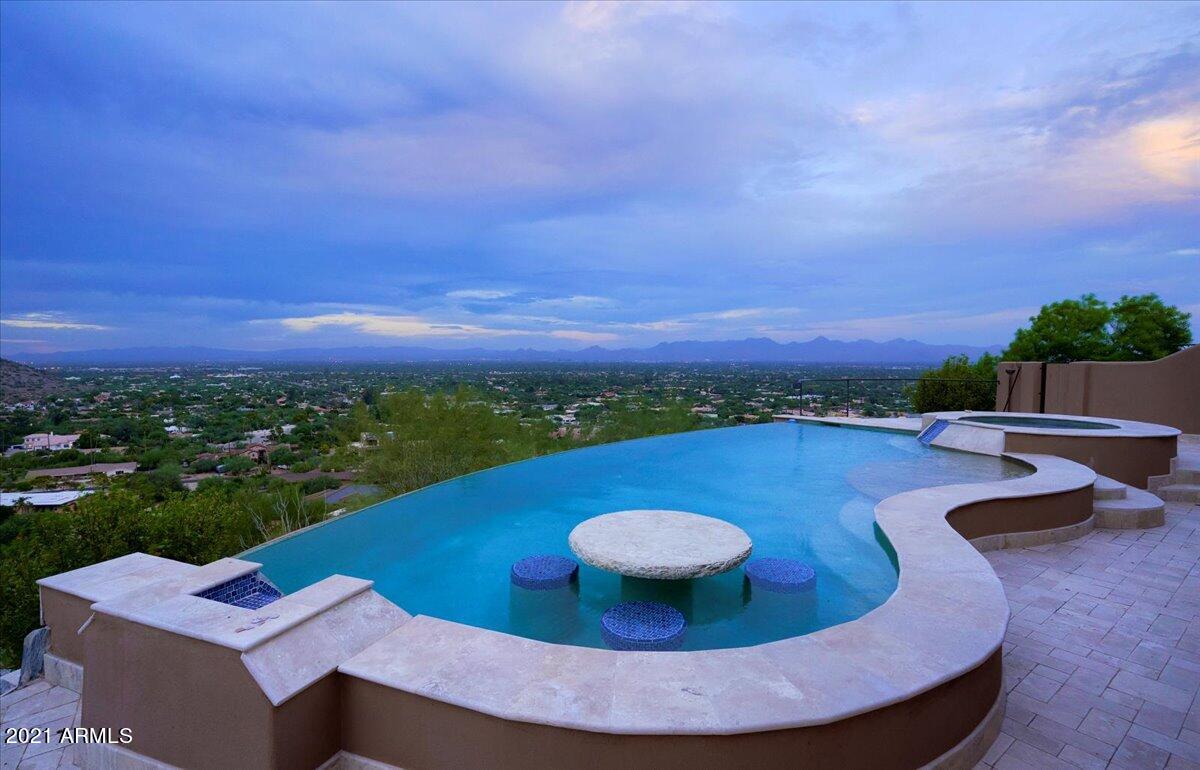 SUNSET HILLS 3 - Residential