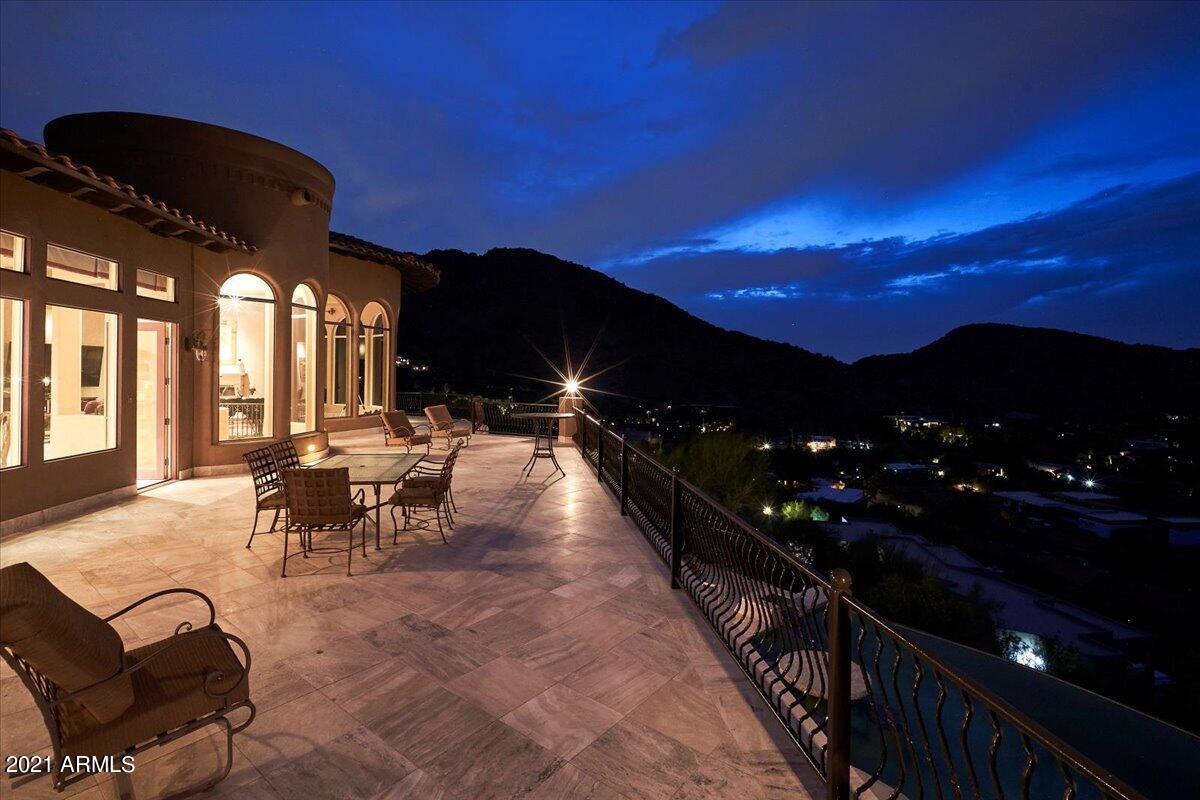 SUNSET HILLS 3 - Residential