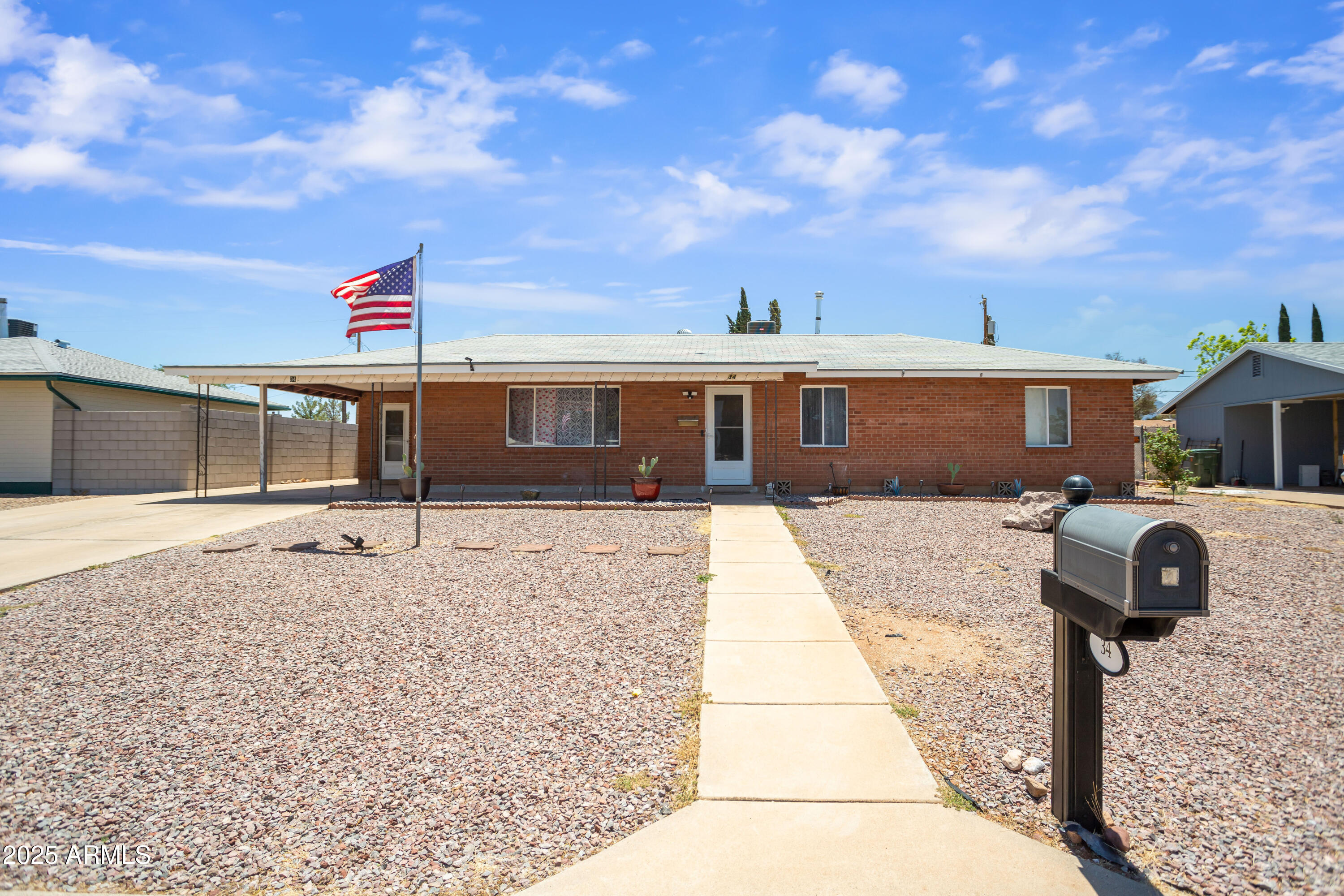GARDEN CANYON 3 - Residential