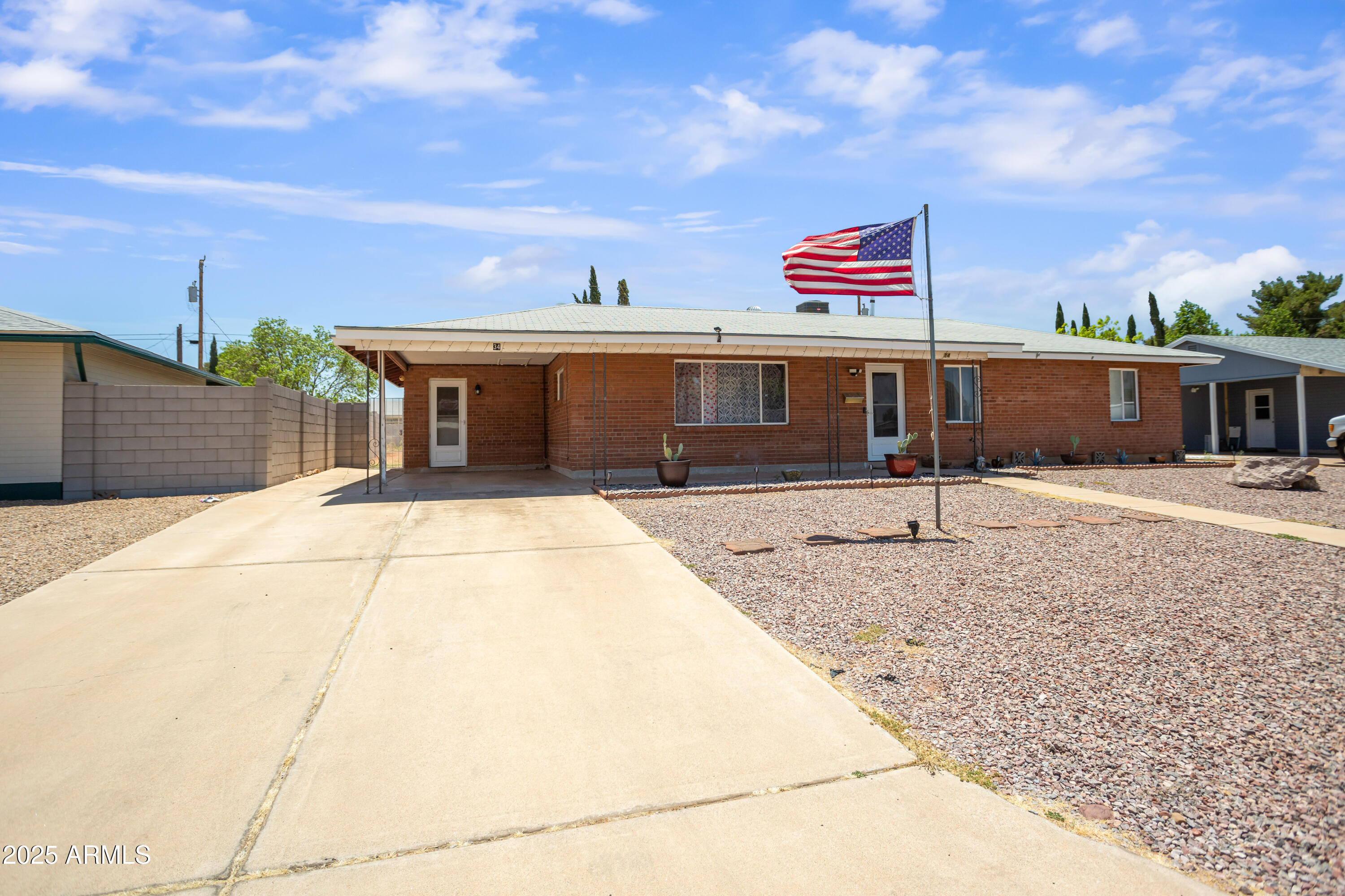 GARDEN CANYON 3 - Residential