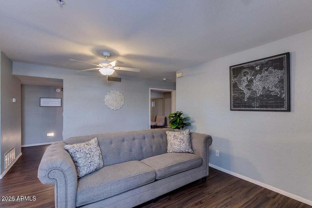 Ventana Condominiums - Residential Lease