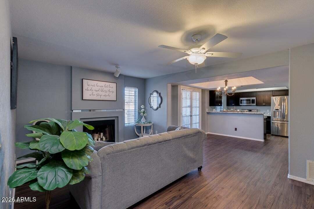 Ventana Condominiums - Residential Lease