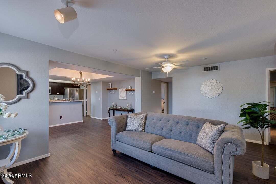 Ventana Condominiums - Residential Lease