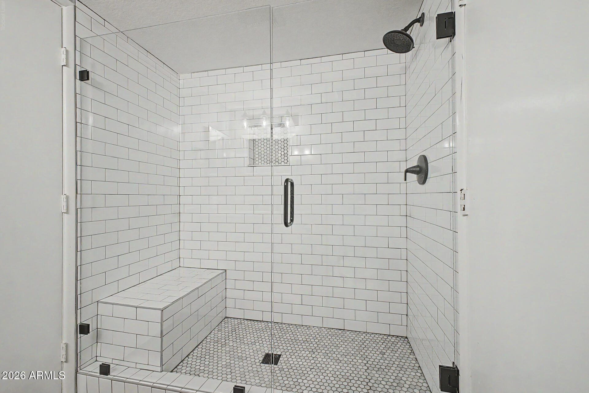 Ventana Condominiums - Residential Lease