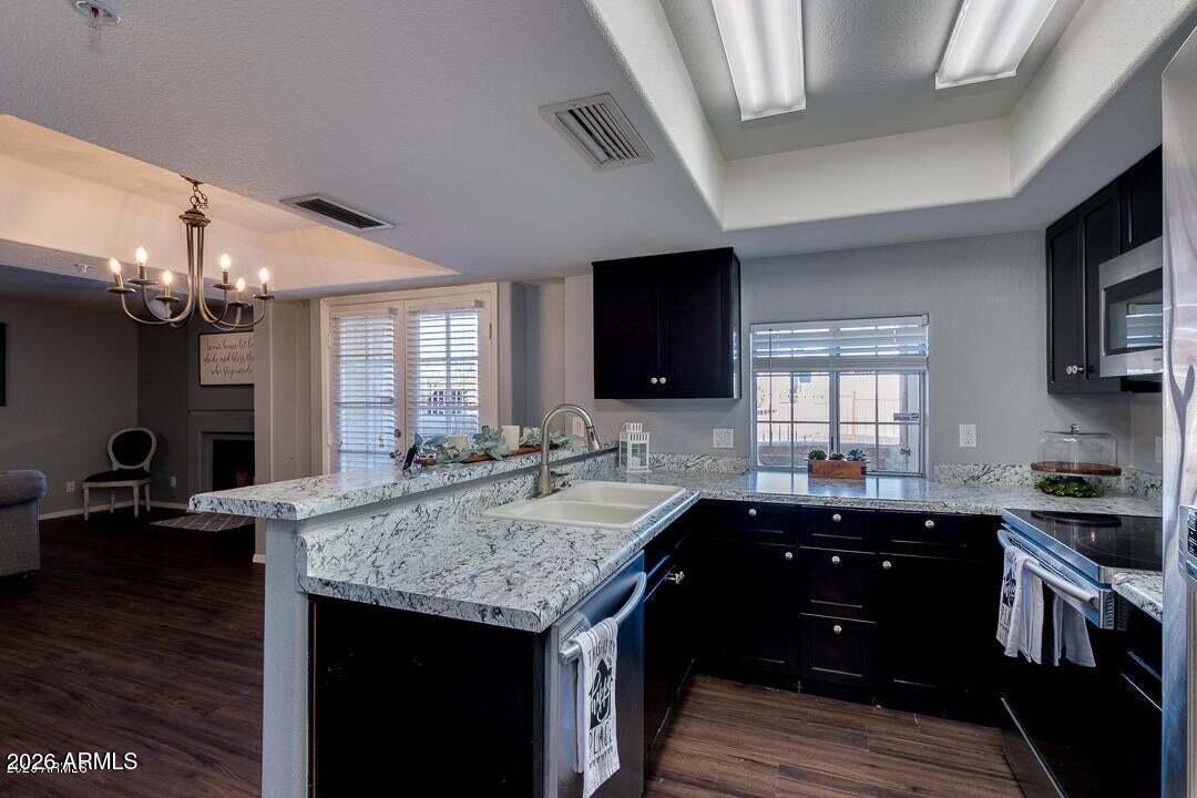 Ventana Condominiums - Residential Lease