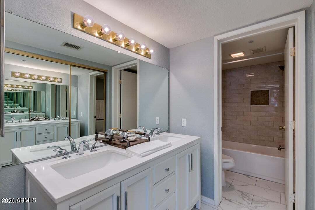 Ventana Condominiums - Residential Lease