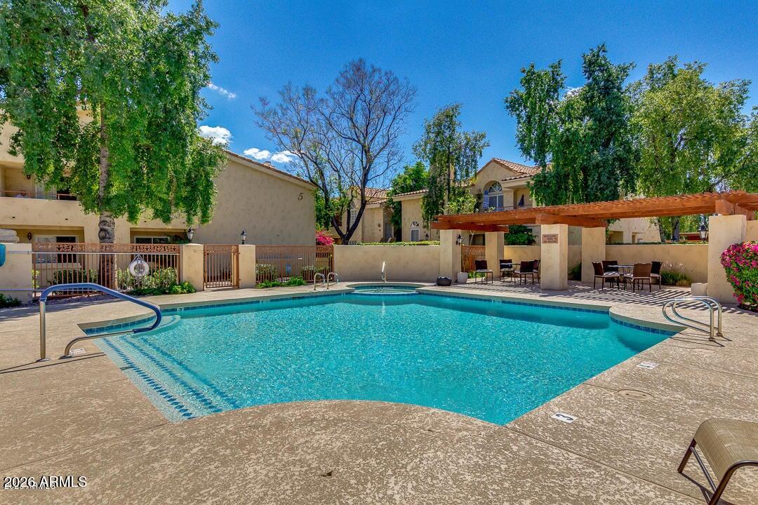 Ventana Condominiums - Residential Lease
