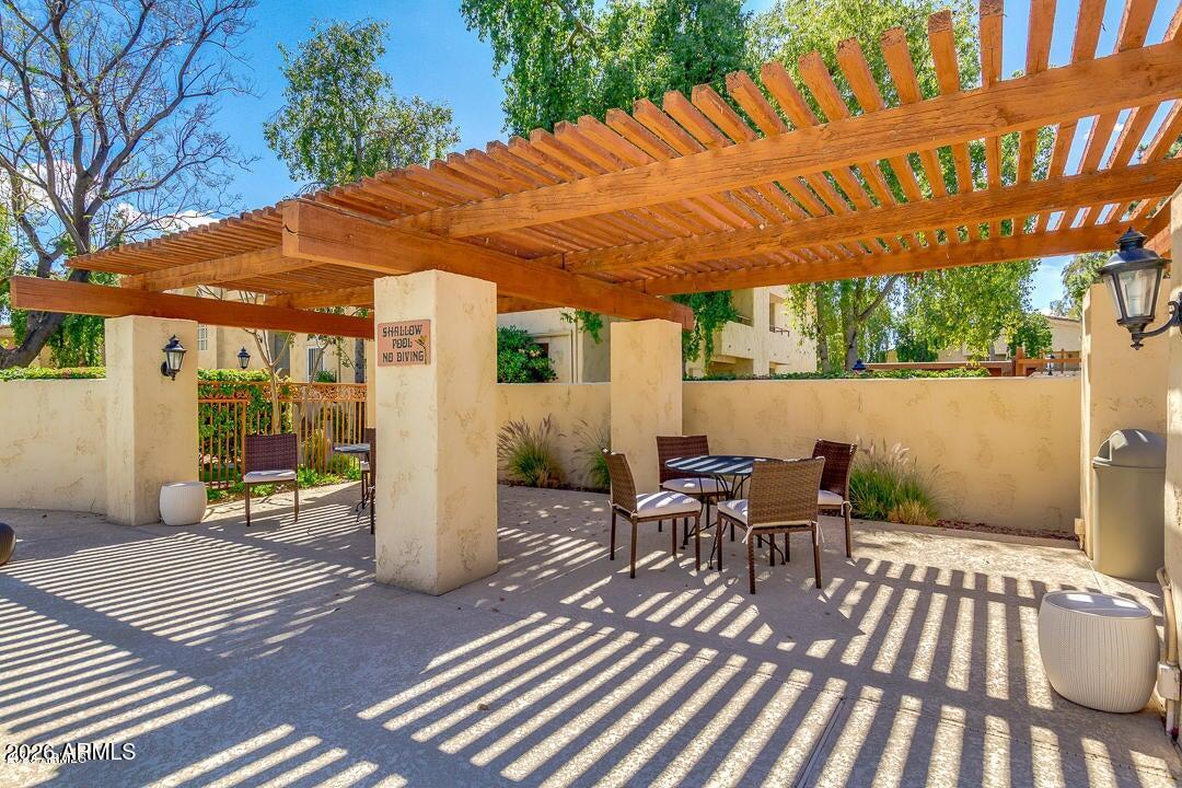 Ventana Condominiums - Residential Lease