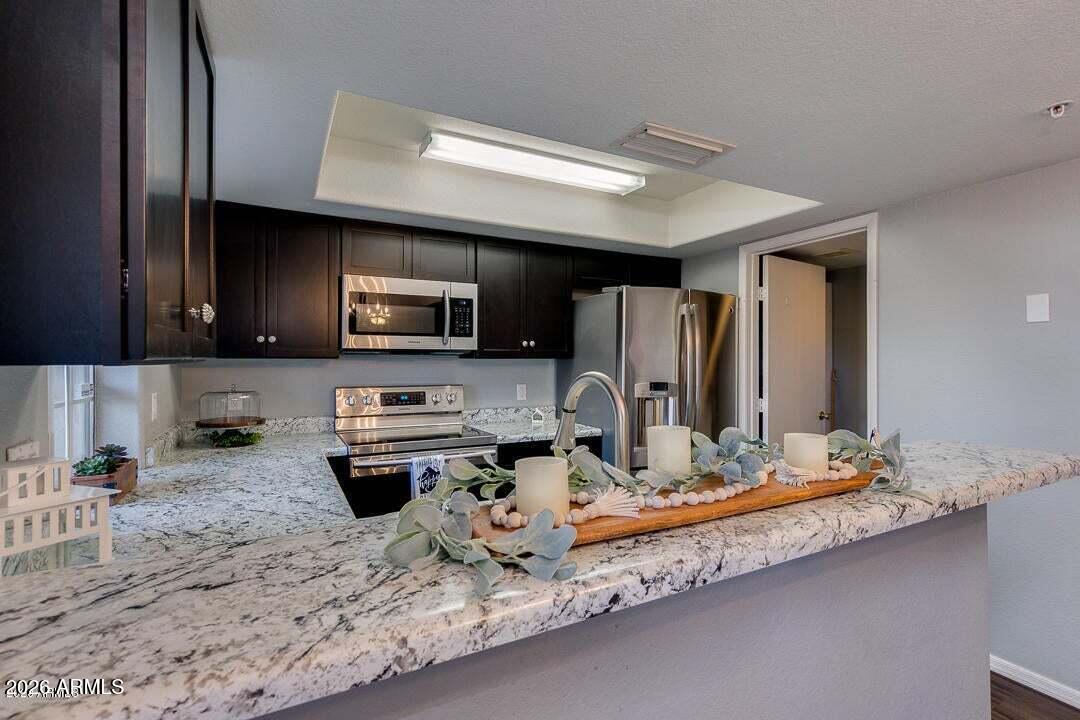Ventana Condominiums - Residential Lease
