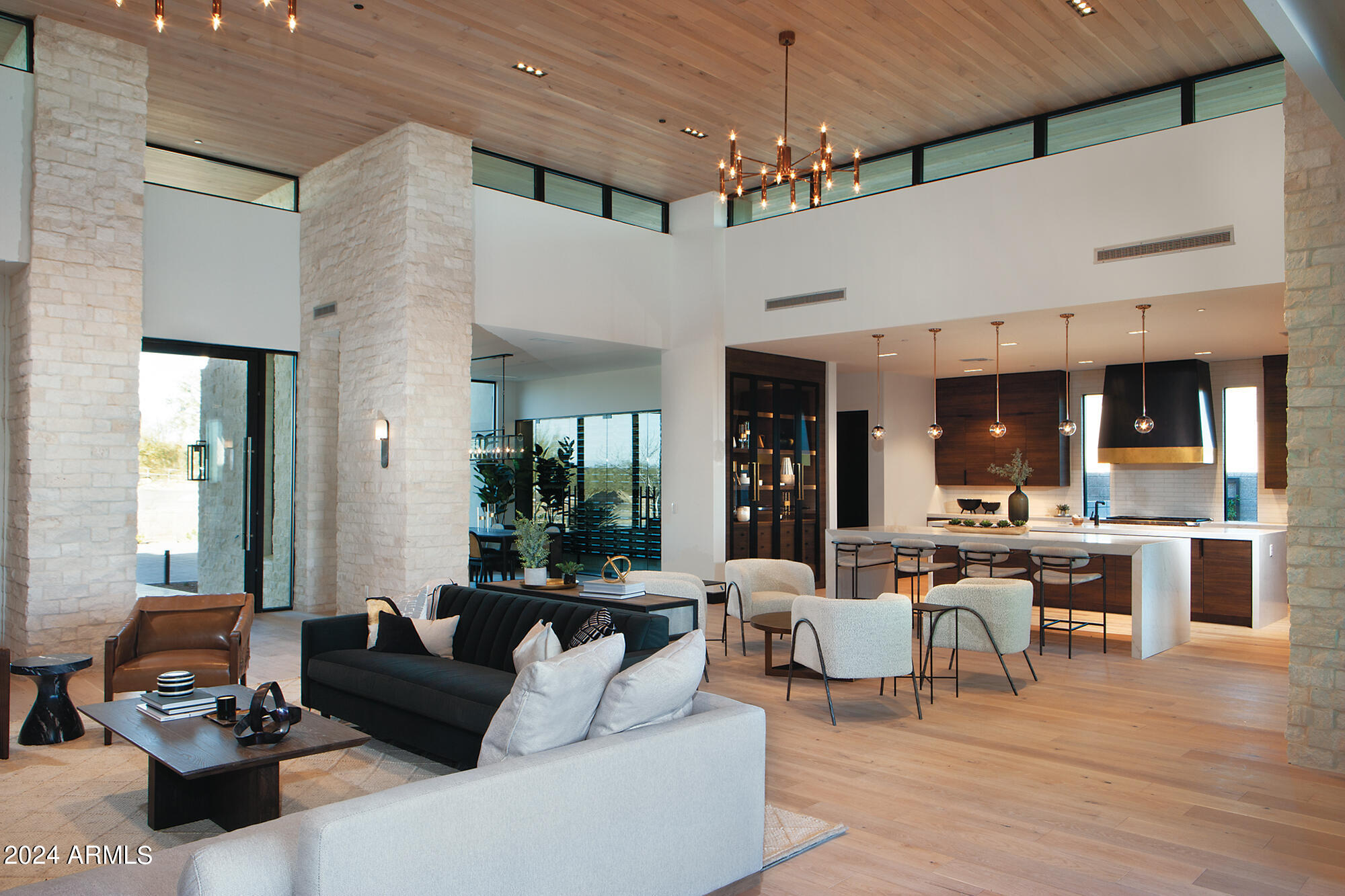 SOLITUDE - Residential