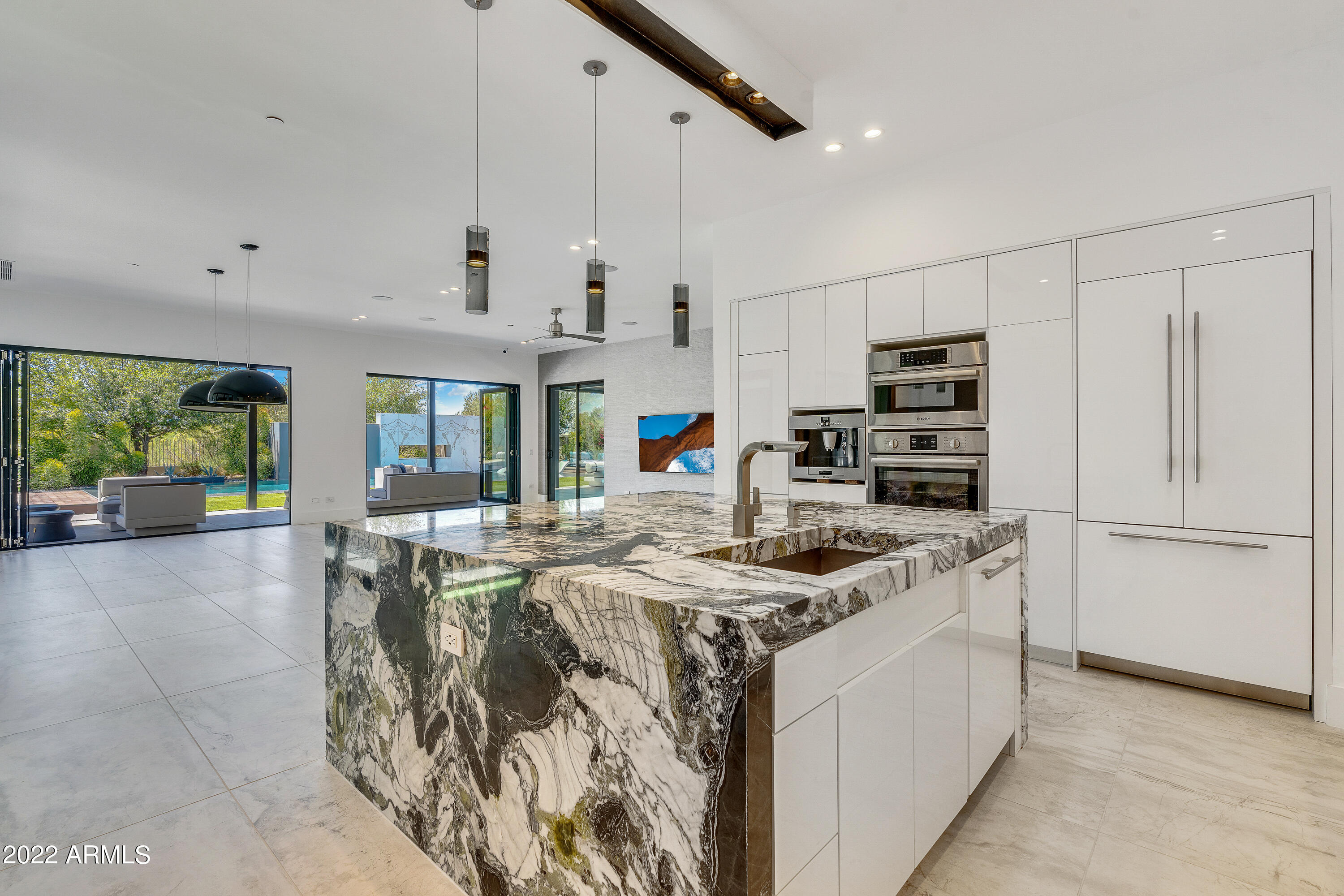 PINNACLE PEAK PLACE - Residential