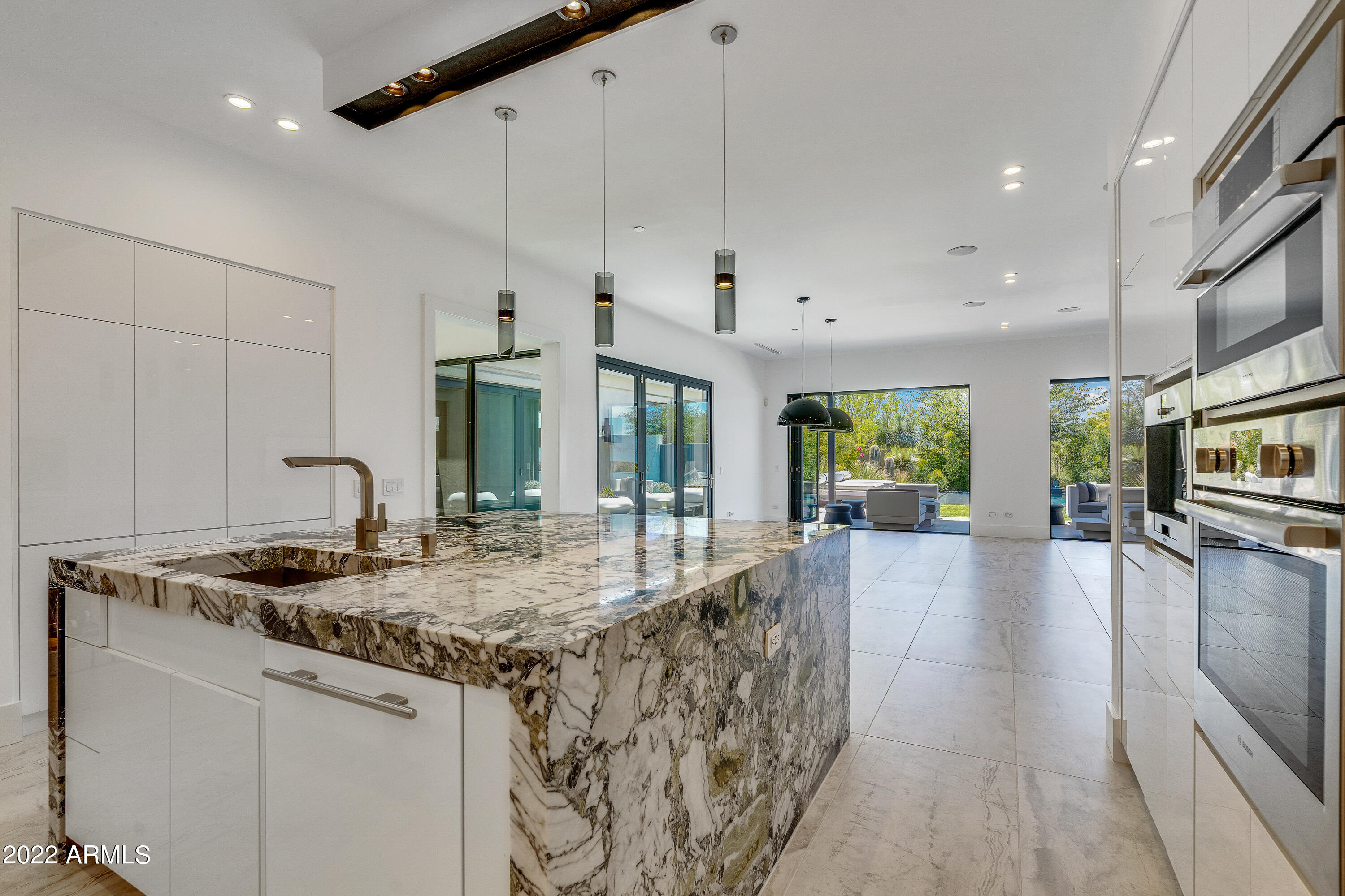 PINNACLE PEAK PLACE - Residential