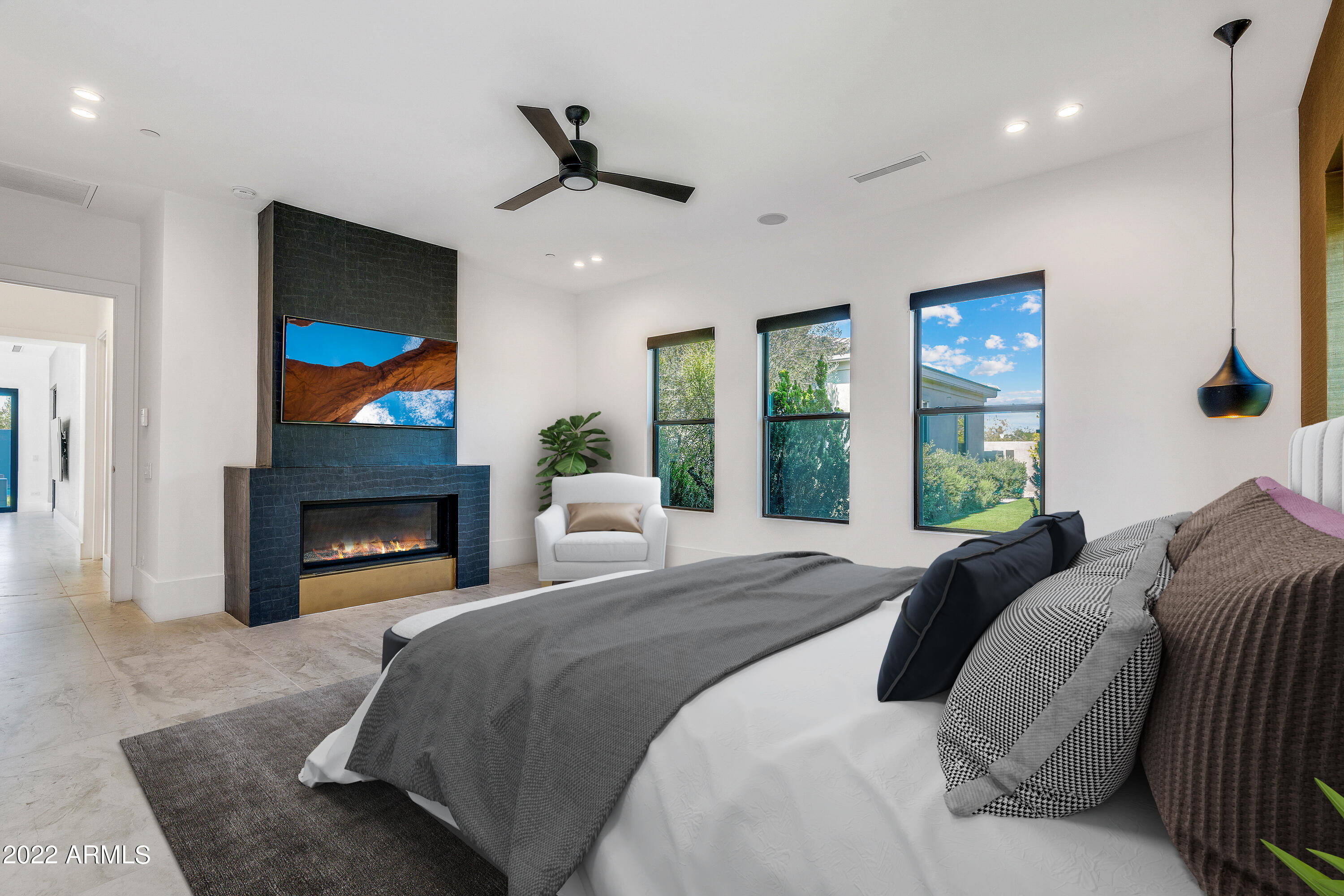 PINNACLE PEAK PLACE - Residential