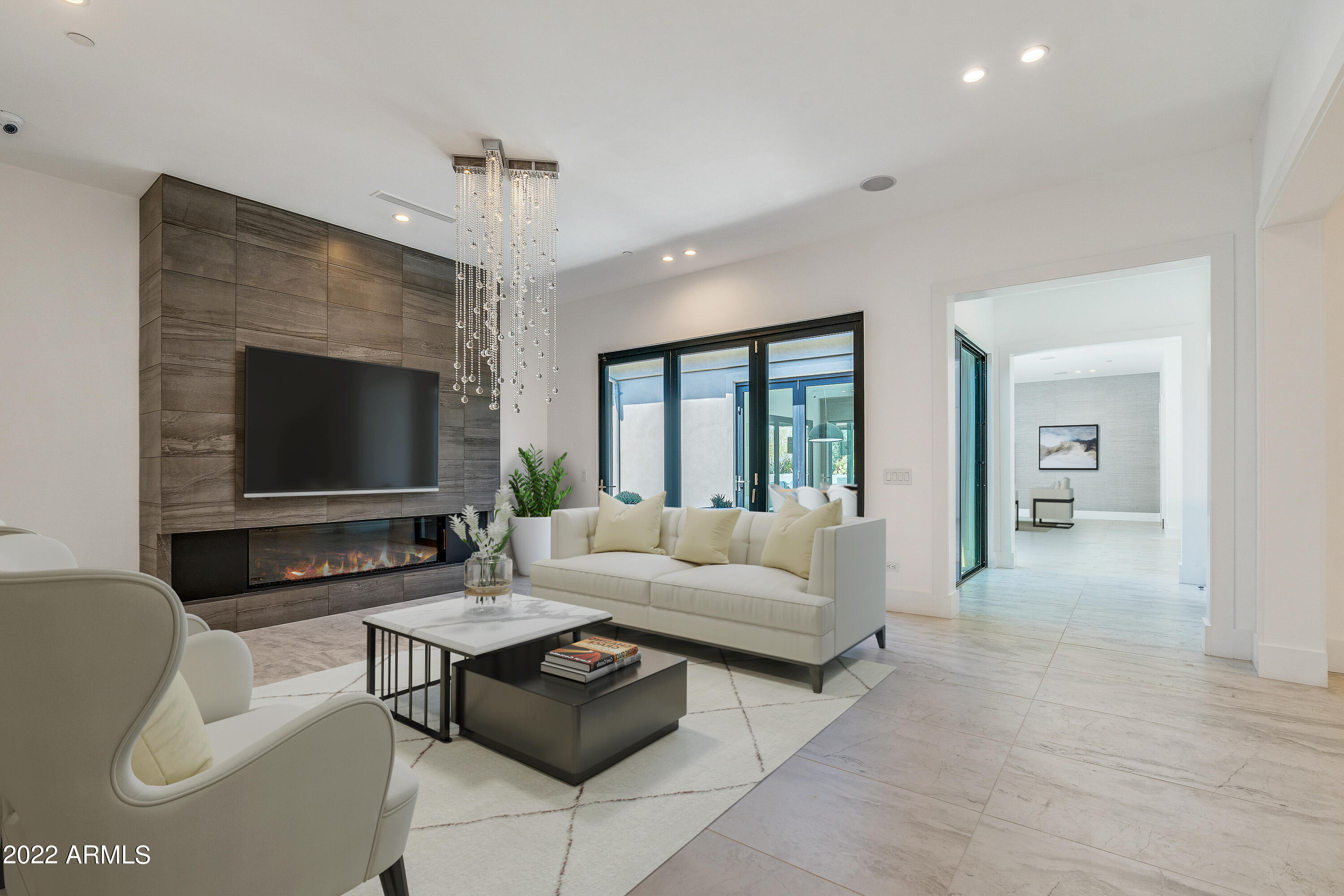 PINNACLE PEAK PLACE - Residential