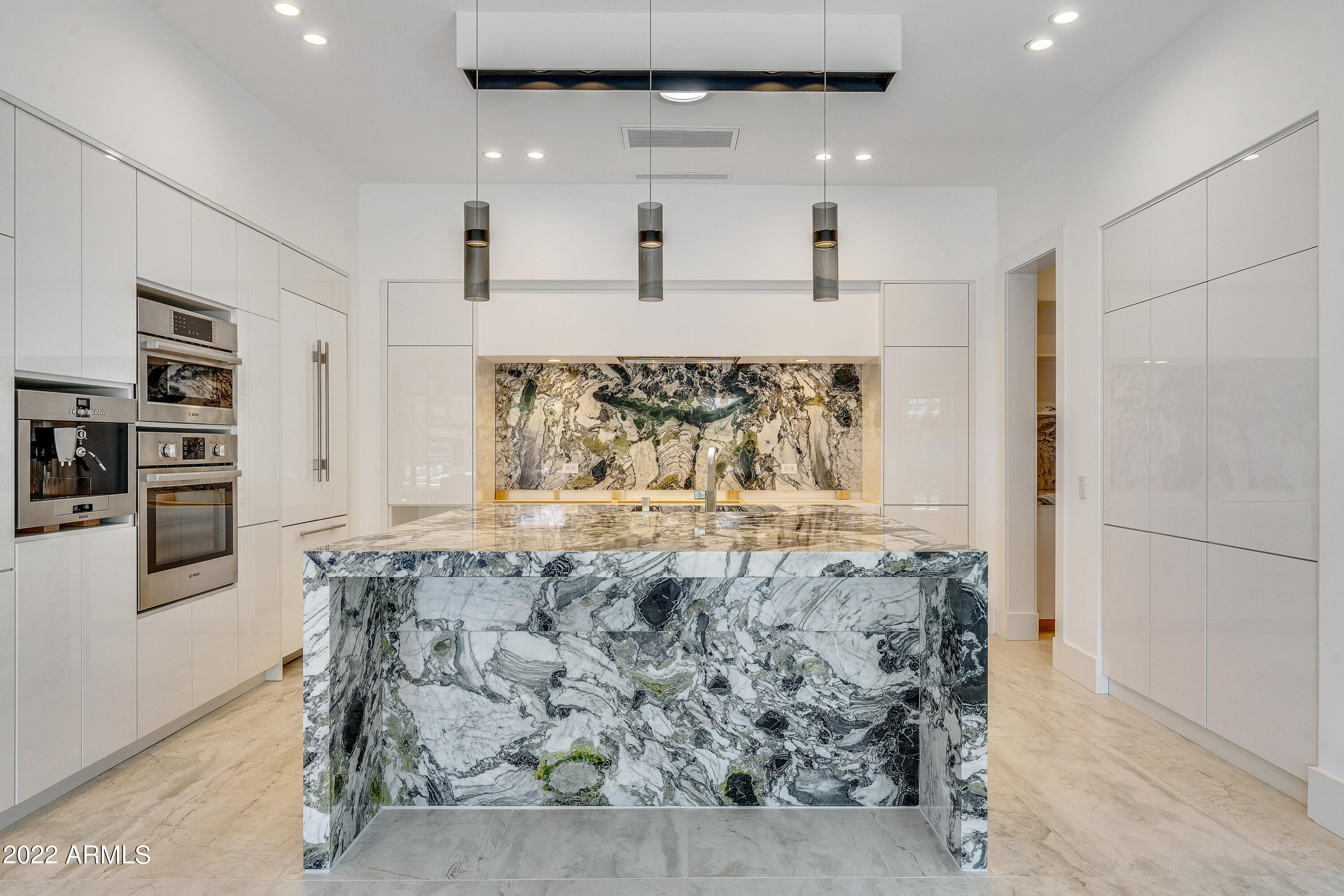 PINNACLE PEAK PLACE - Residential