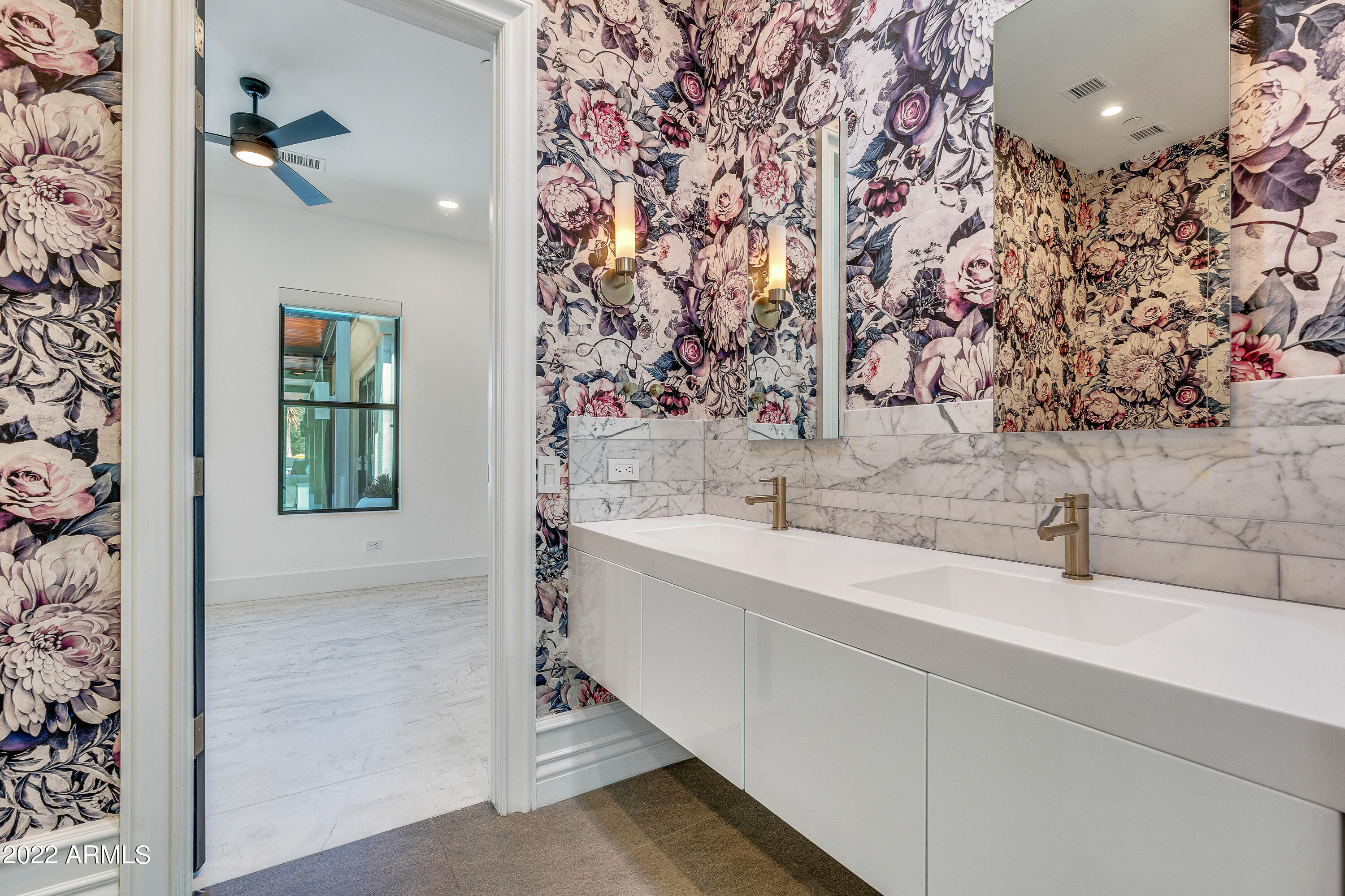 PINNACLE PEAK PLACE - Residential