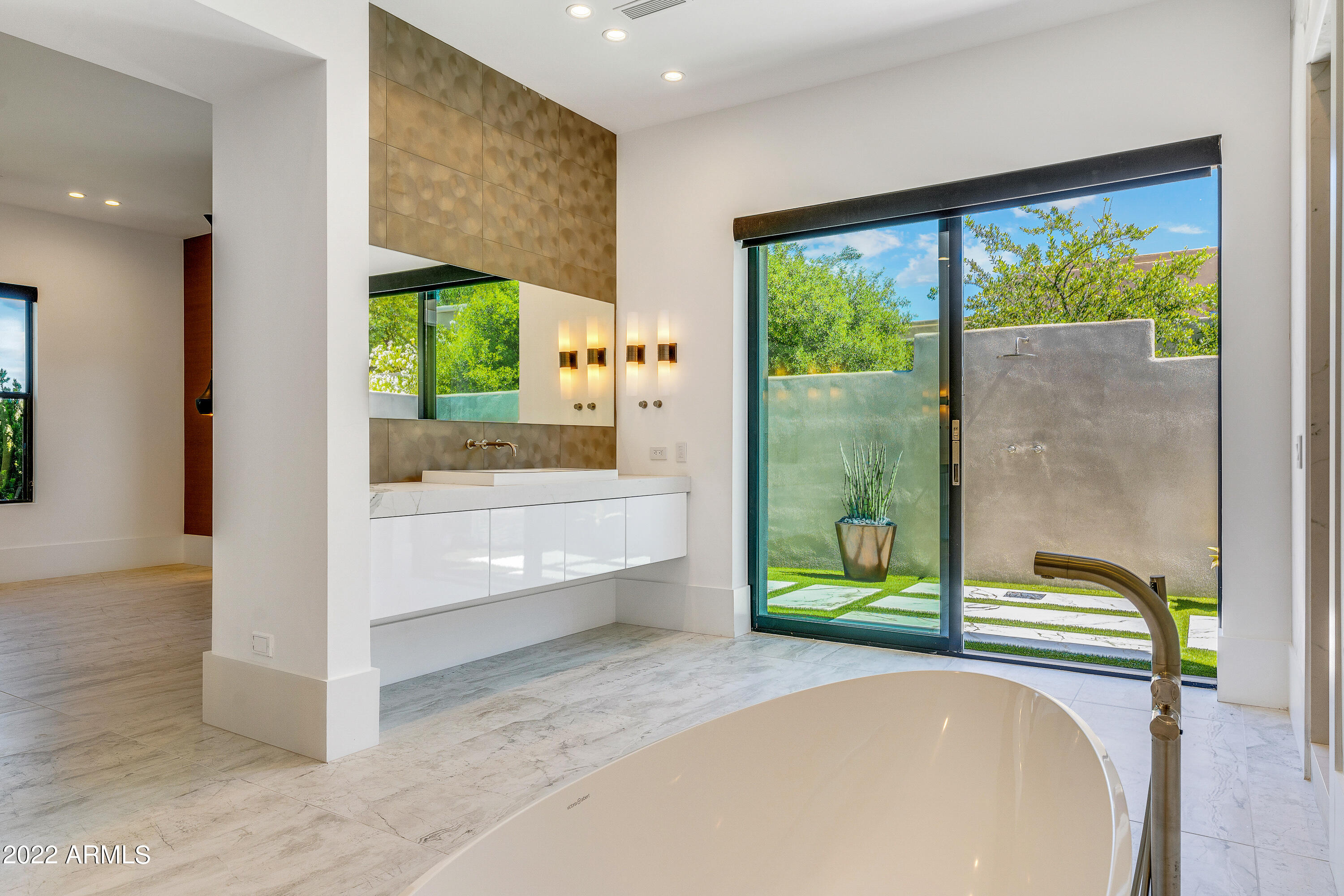 PINNACLE PEAK PLACE - Residential