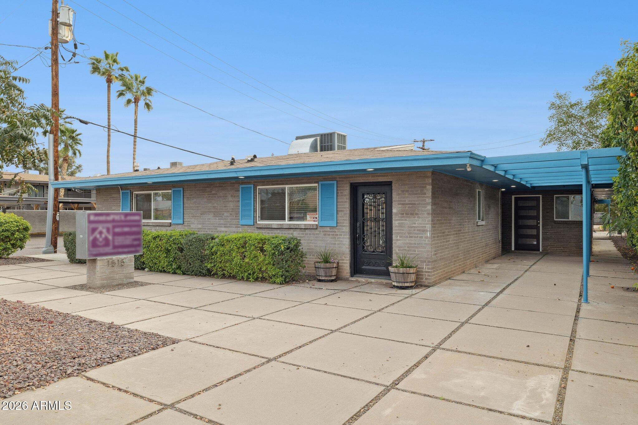 COLLEGE HOMES - Commercial Lease