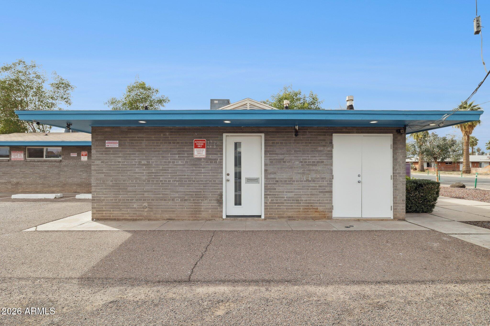 COLLEGE HOMES - Commercial Lease