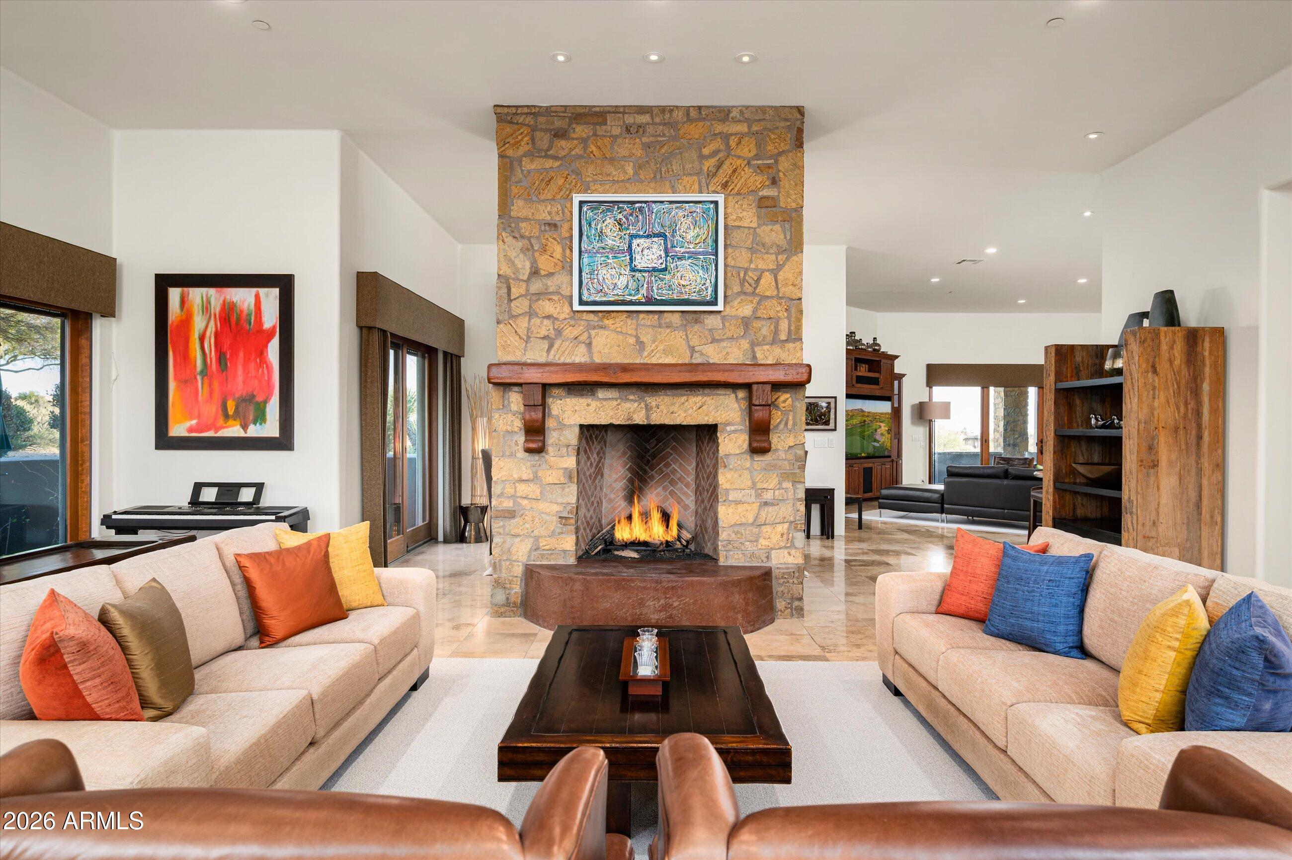 DESERT MOUNTAIN - Residential