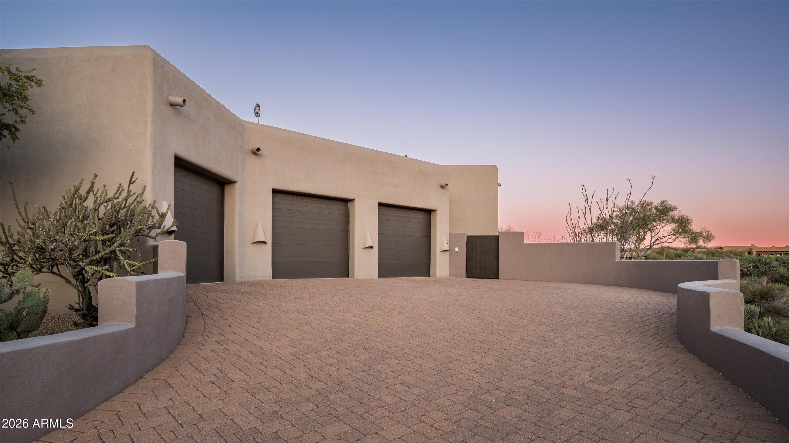 DESERT MOUNTAIN - Residential