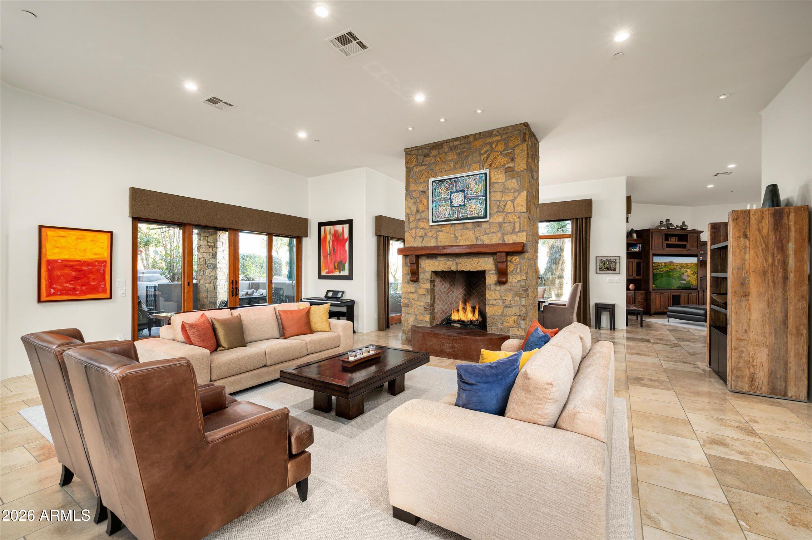 DESERT MOUNTAIN - Residential