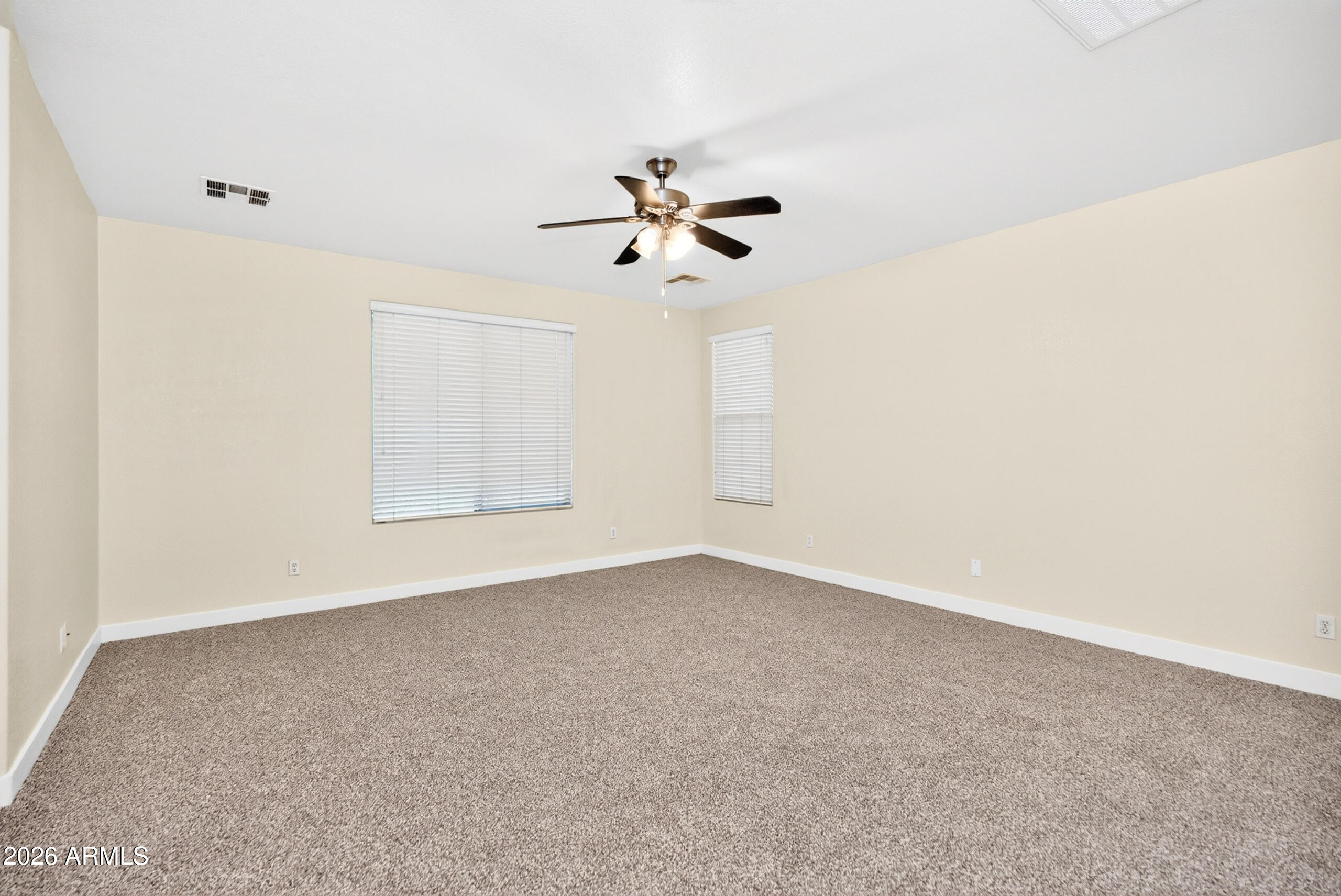 SUN GROVES - Residential