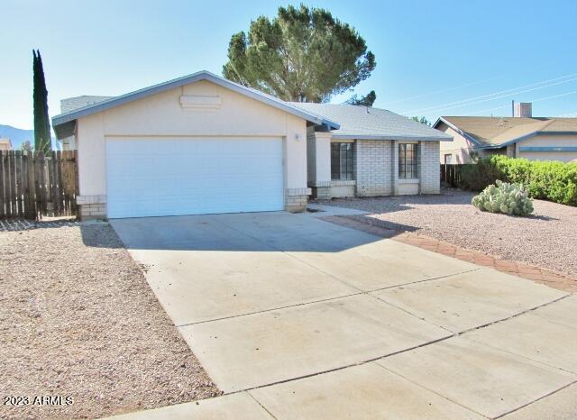 EAGLE RIDGE - Residential