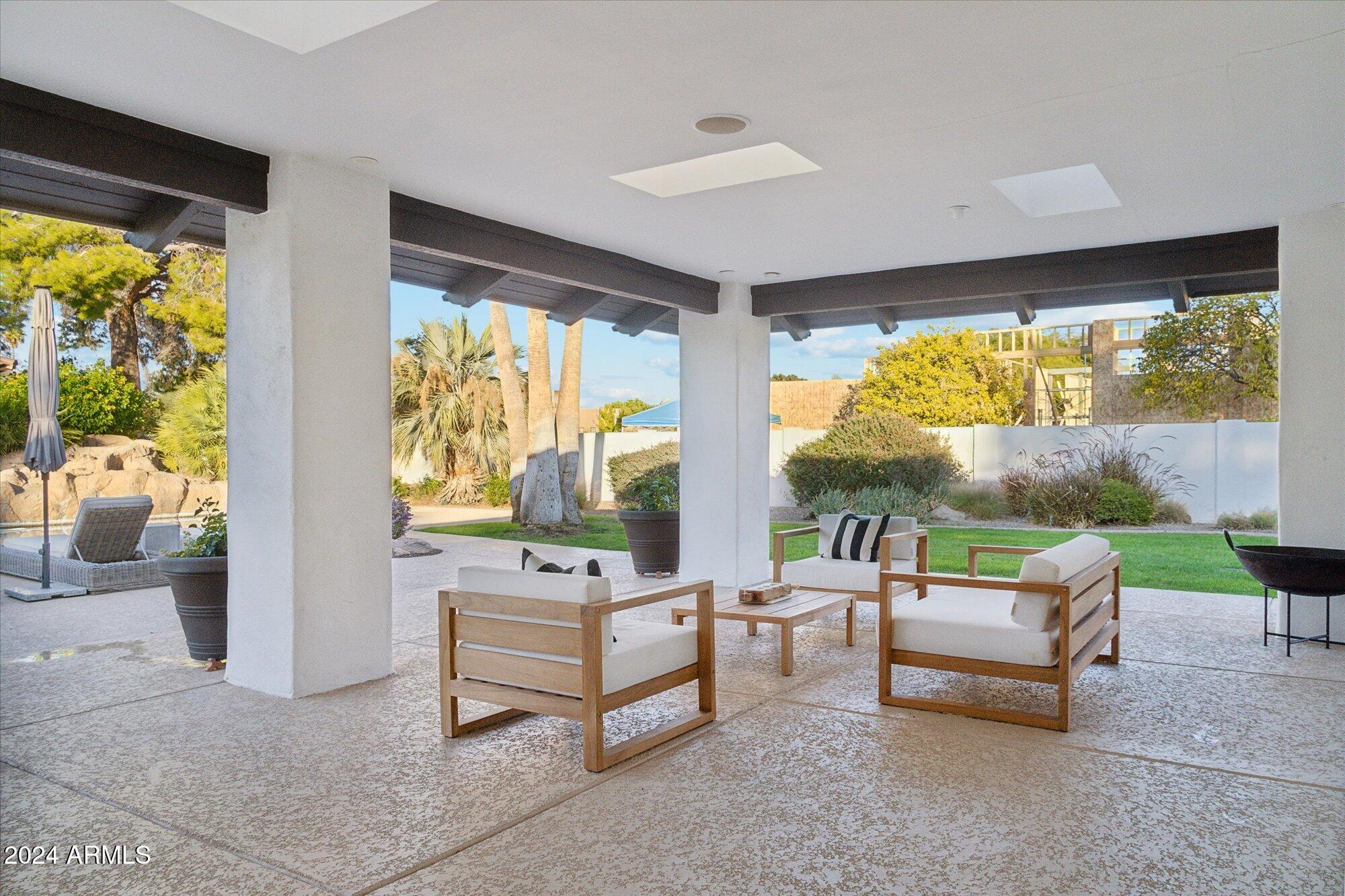 CAMELBACK COUNTRY ESTATES UNIT 2 - Residential