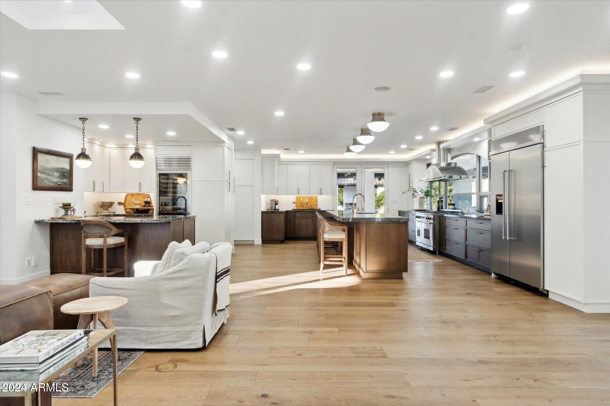 CAMELBACK COUNTRY ESTATES UNIT 2 - Residential