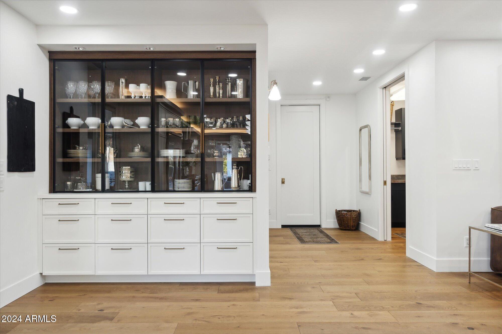 CAMELBACK COUNTRY ESTATES UNIT 2 - Residential