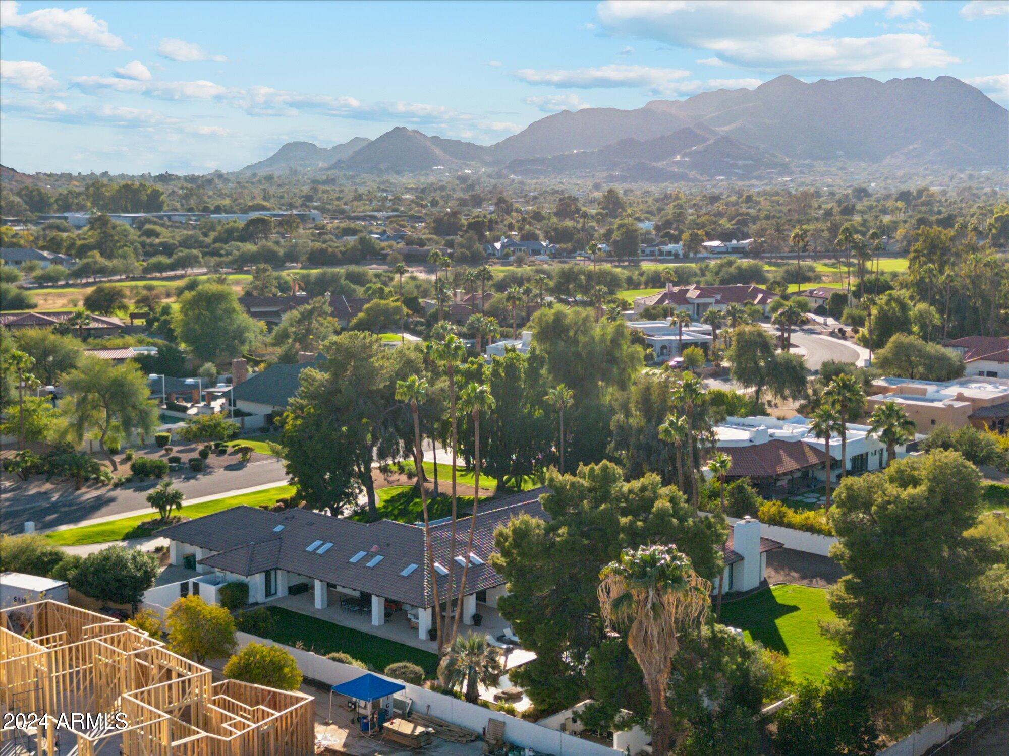 CAMELBACK COUNTRY ESTATES UNIT 2 - Residential